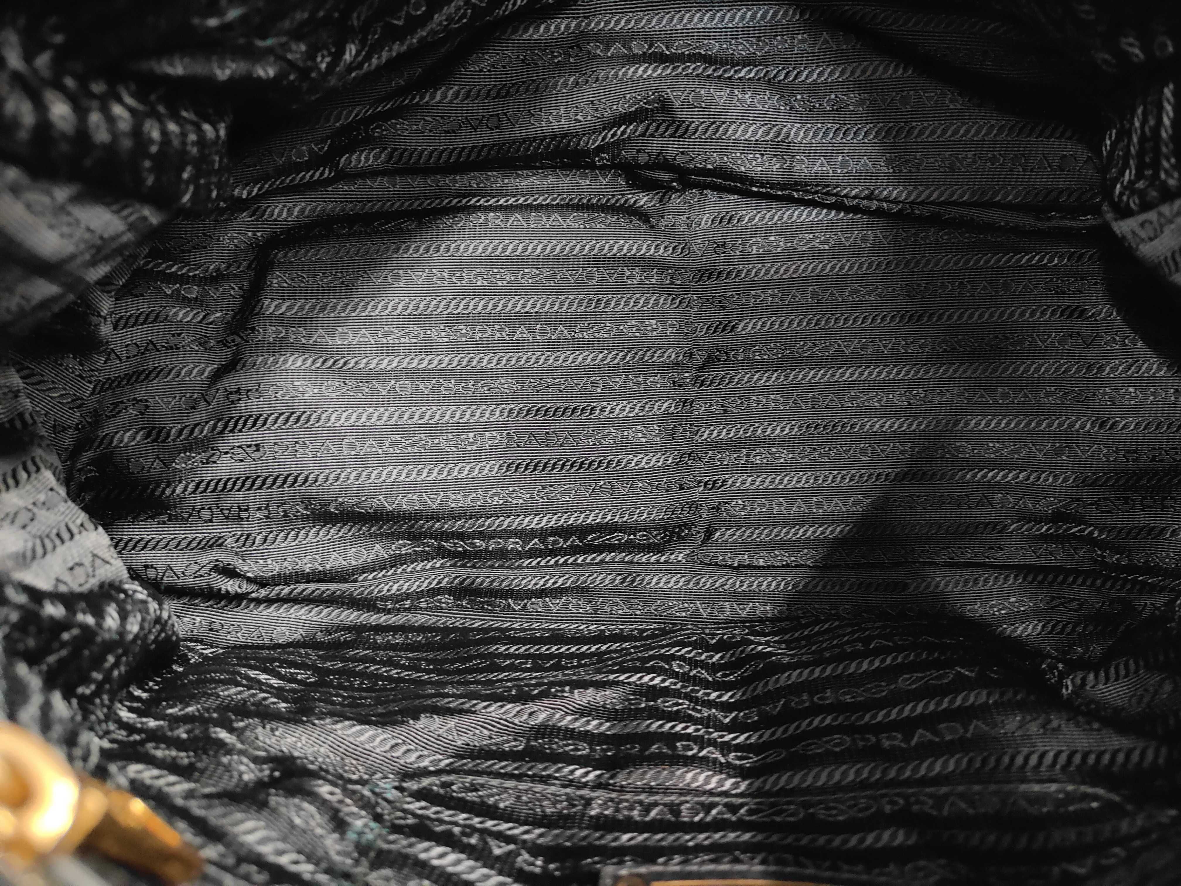 Tessuto Nylon Gaufre Handbag — view 10