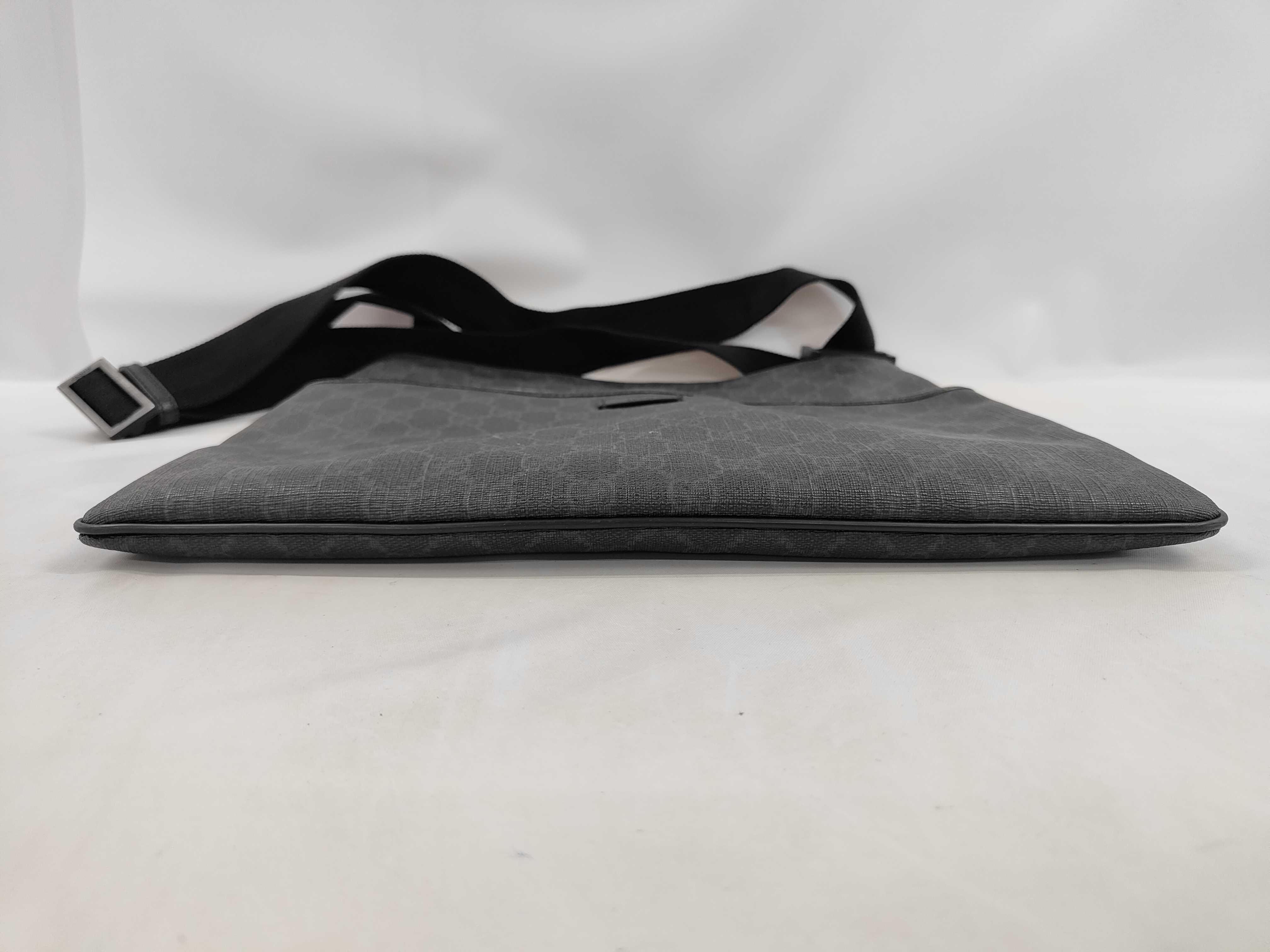 shoulder bag — view 3