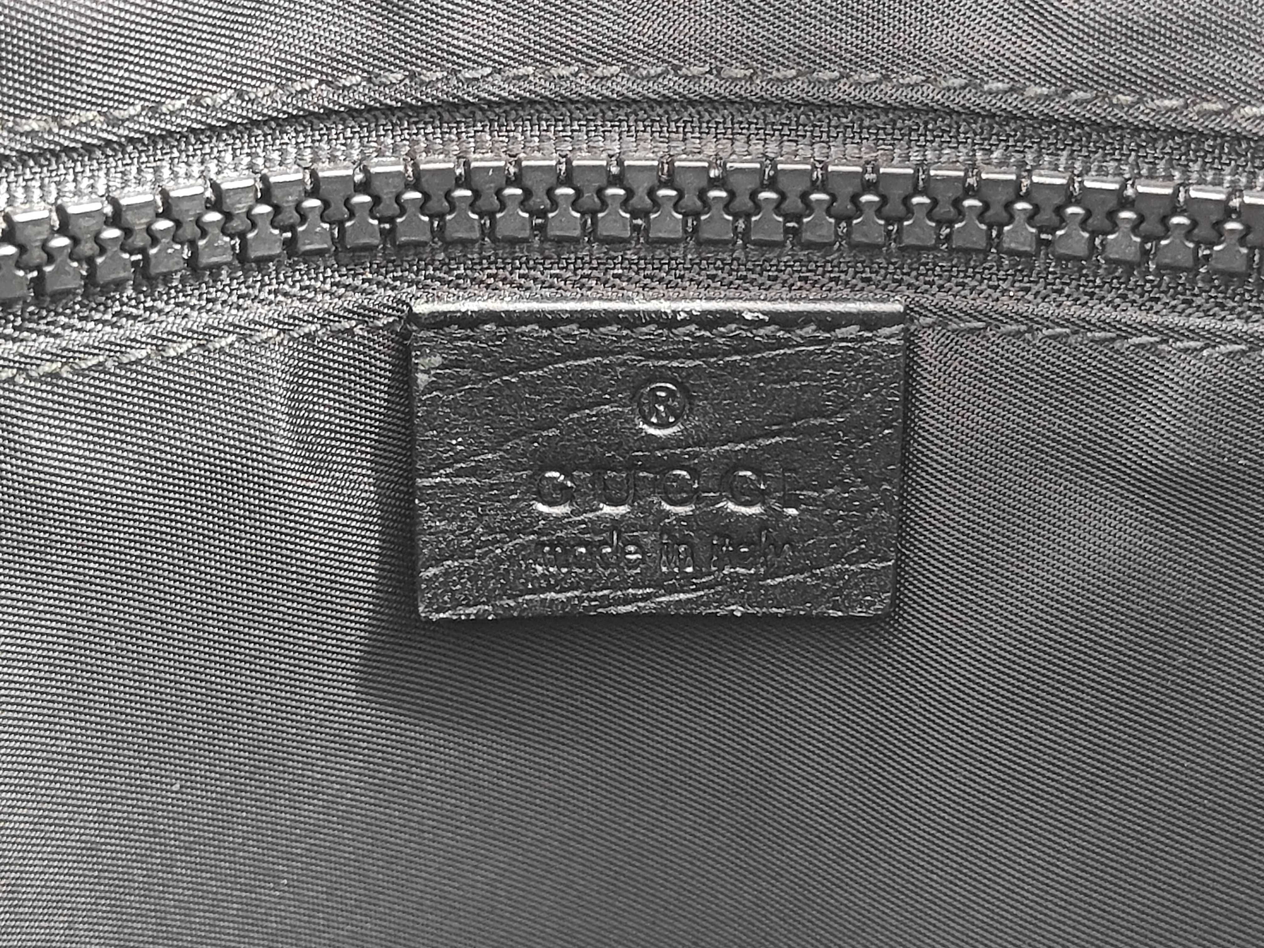 shoulder bag — view 9