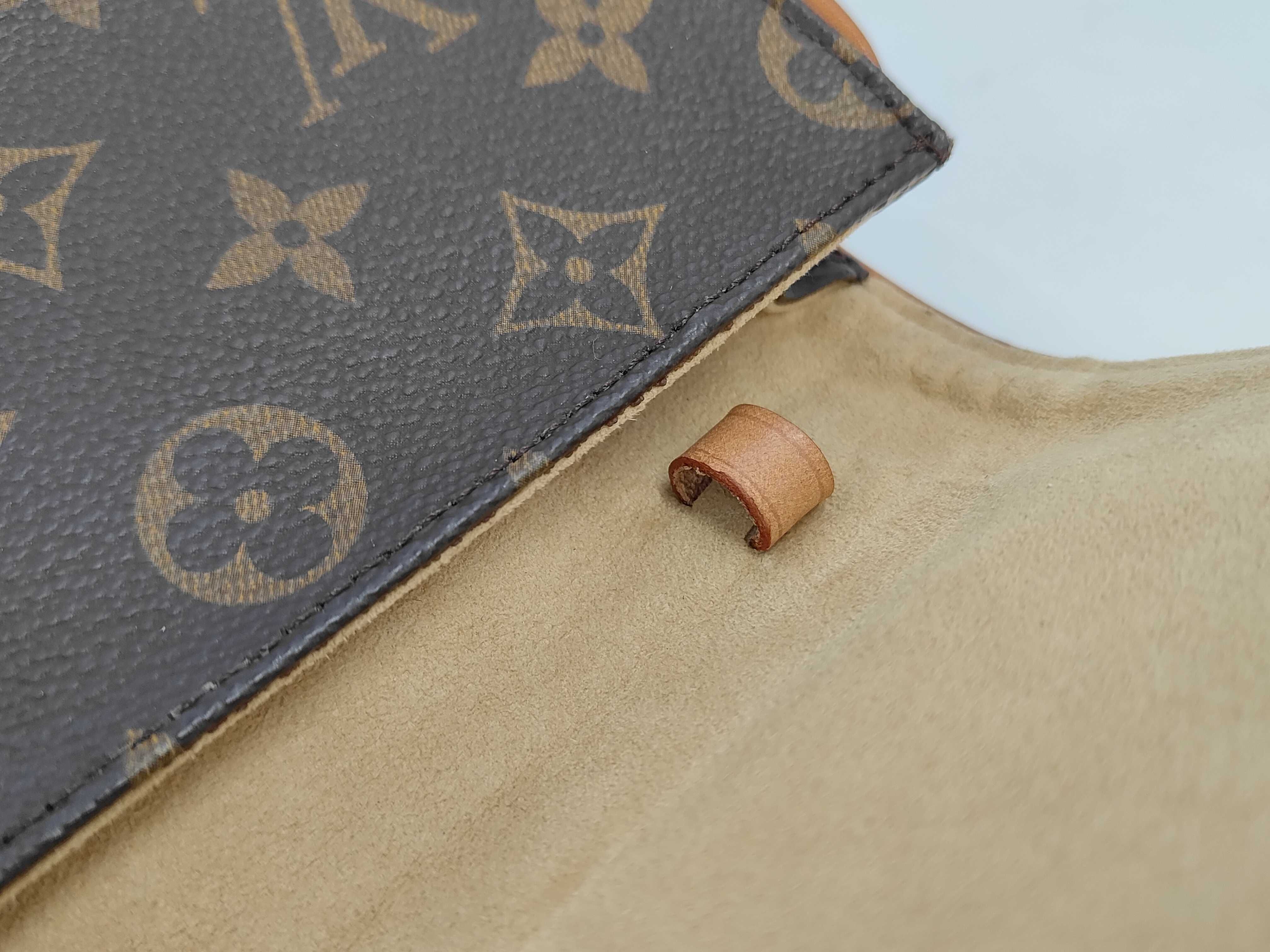Monogram Louis Vuitton Monogram Pochette Twin GM SD0040 Wallet — view 6