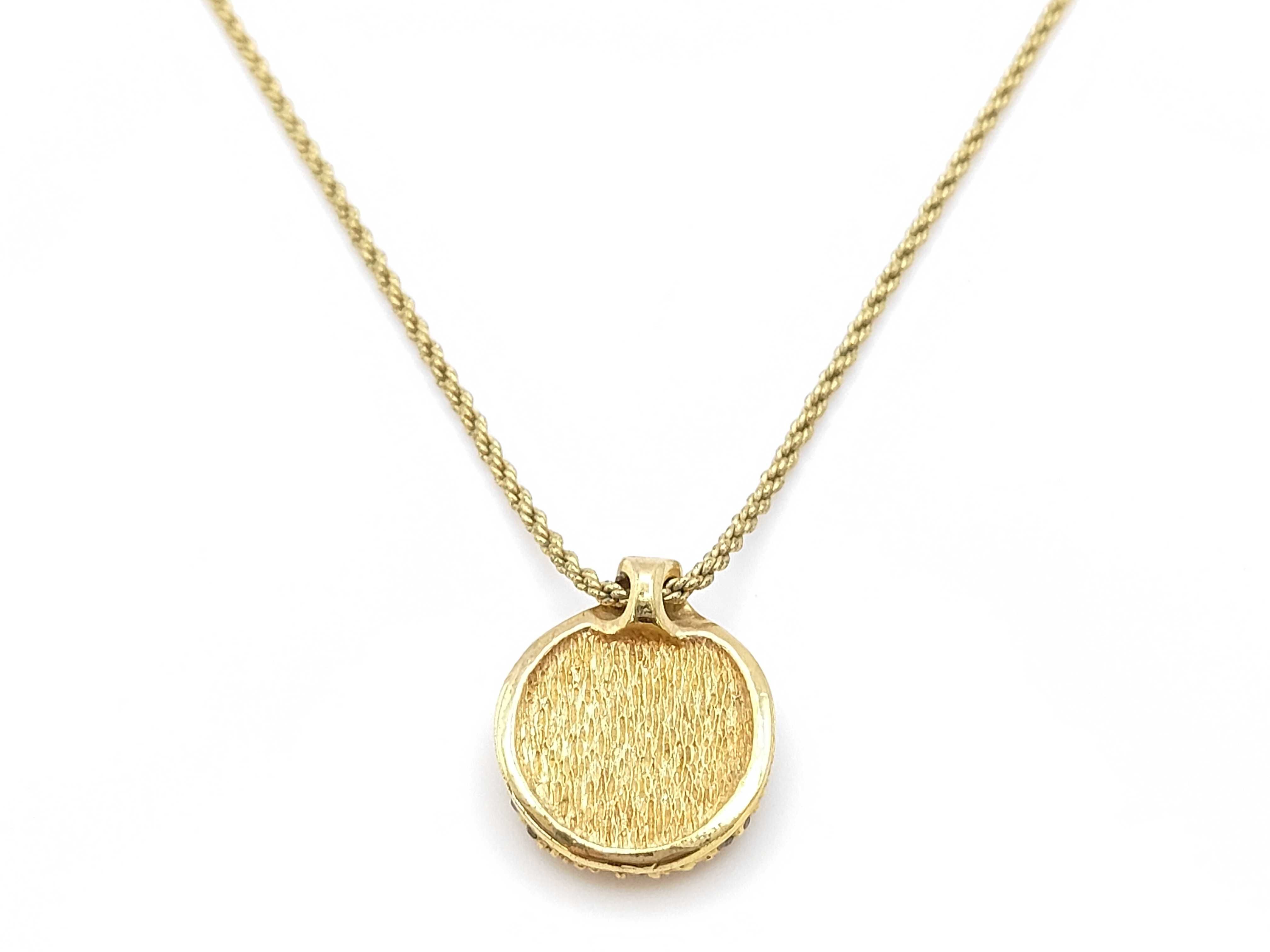 necklace — view 2