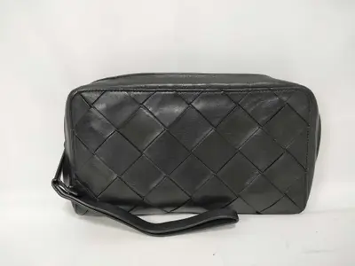 Maxi Intrecciato Leather Clutch Bag, Black