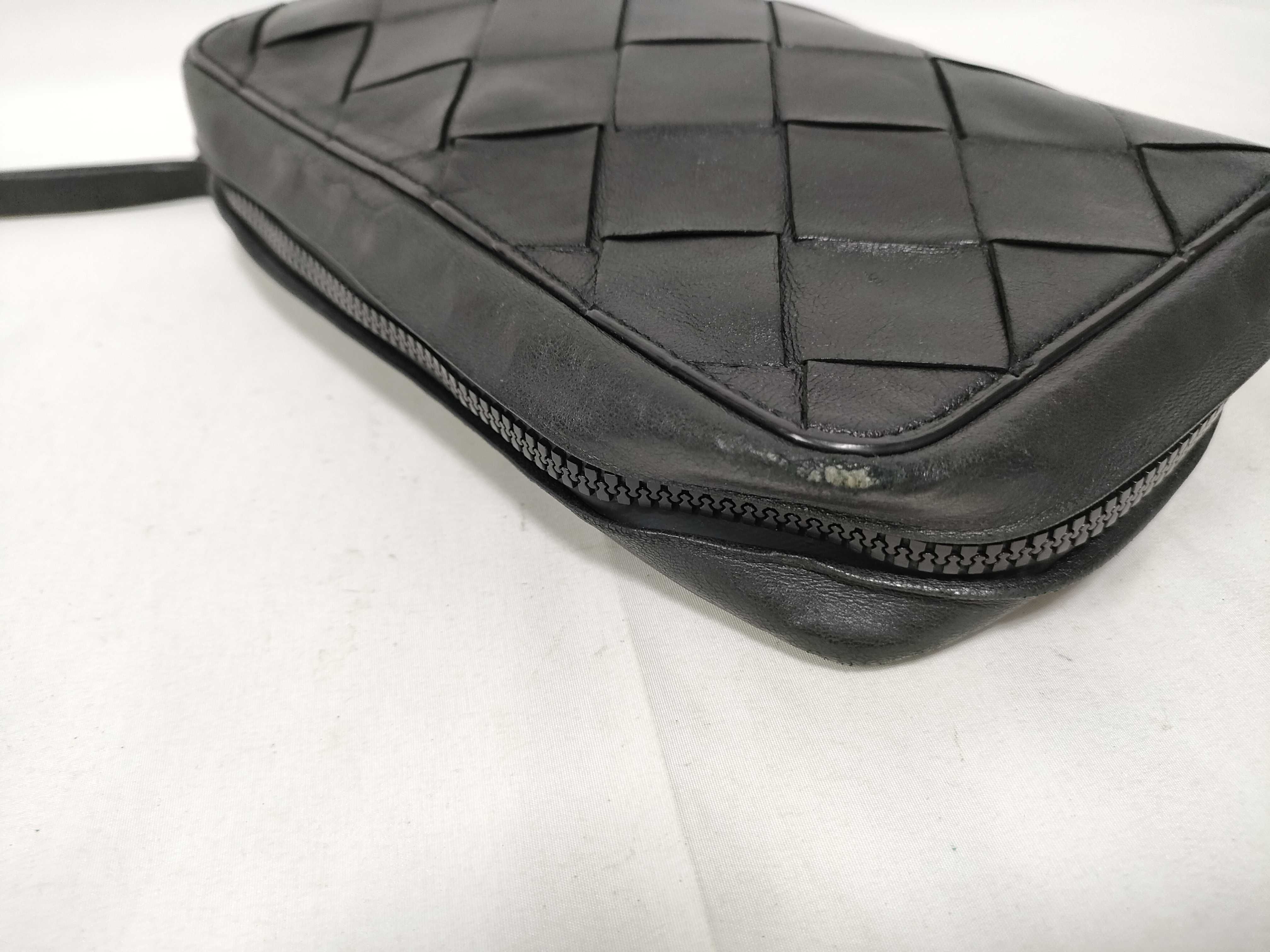 Maxi Intrecciato Leather Clutch Bag, Black — view 11