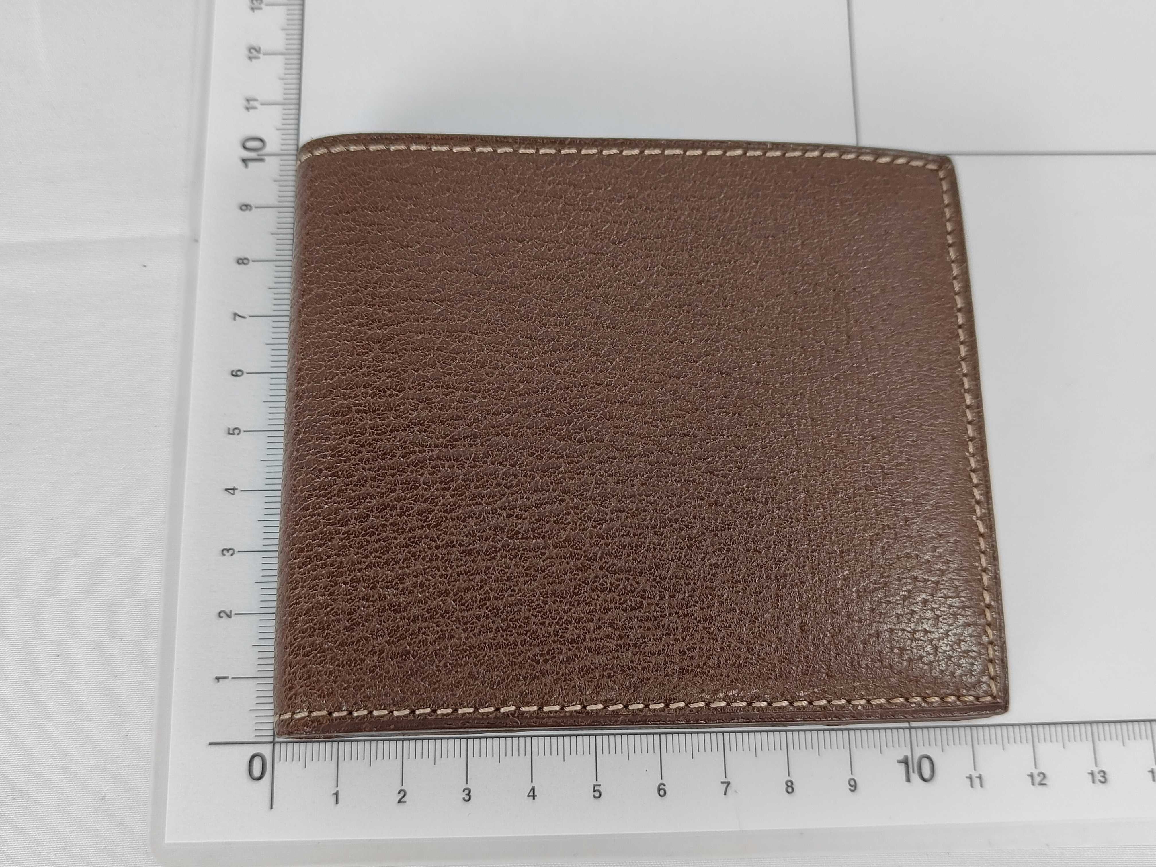 wallet — view 2