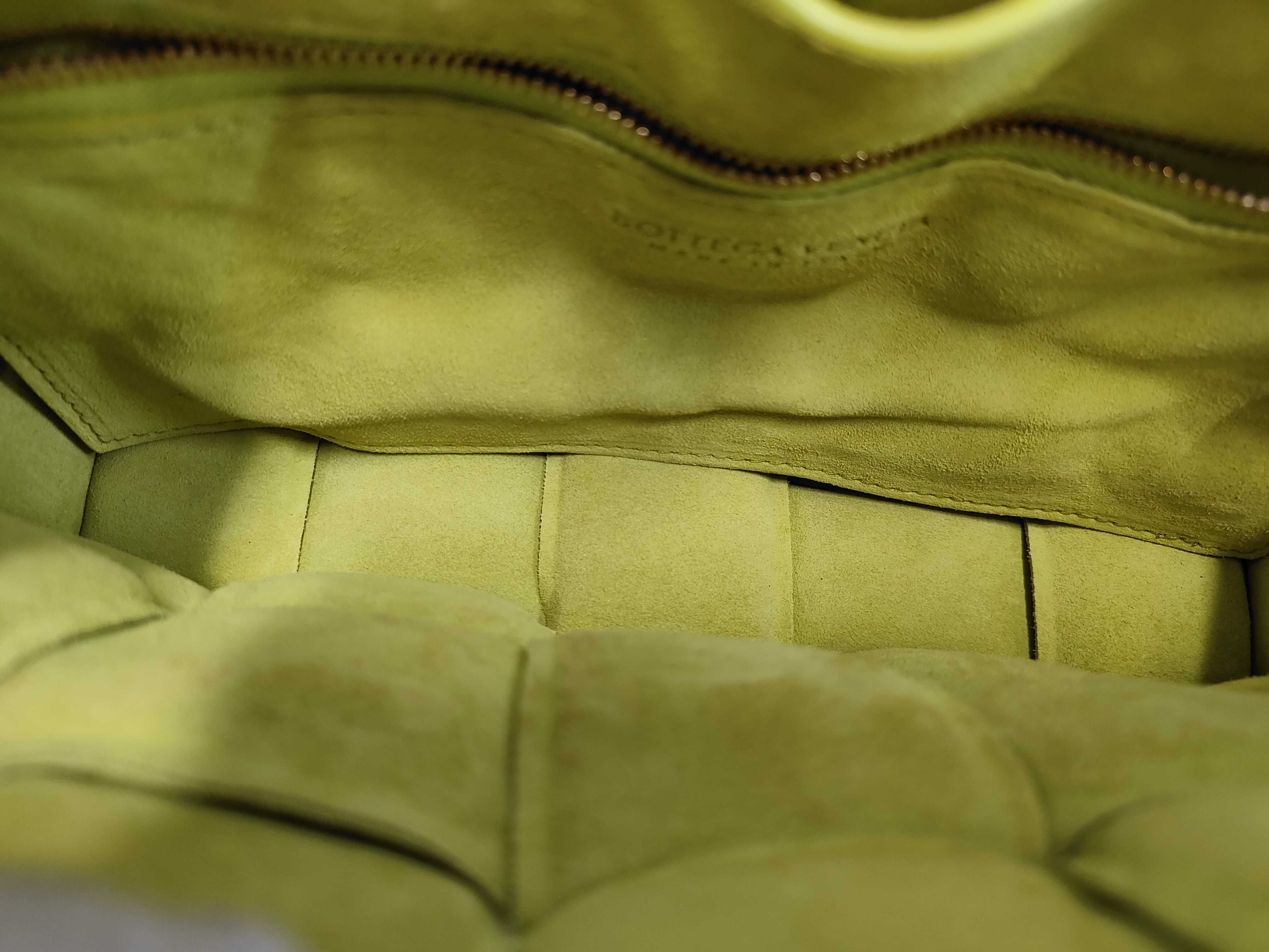 Cassette Intrecciato Shoulder Bag — view 8