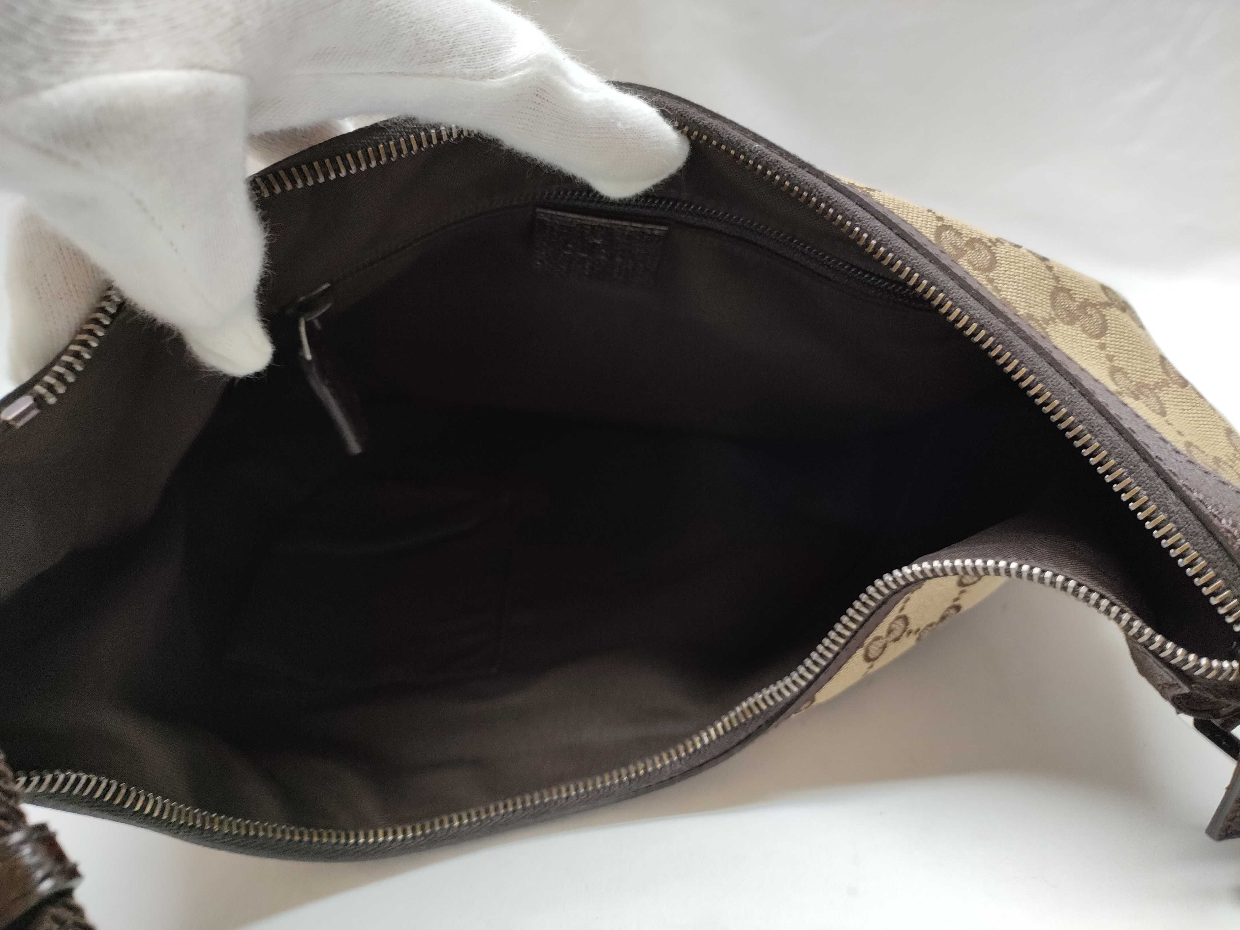 GG Canvas Shoulder Bag, Brown — view 11