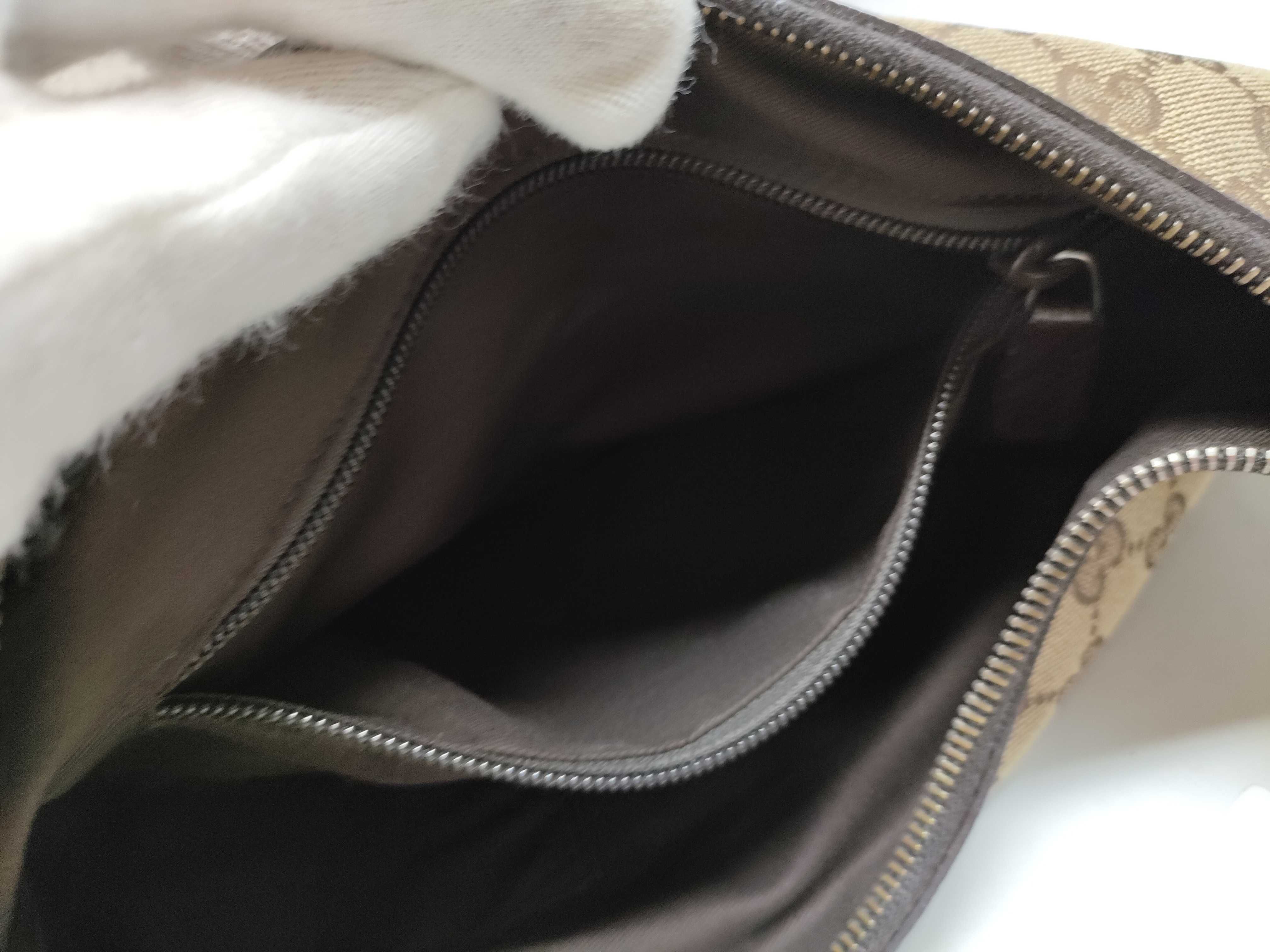 GG Canvas Shoulder Bag, Brown — view 13