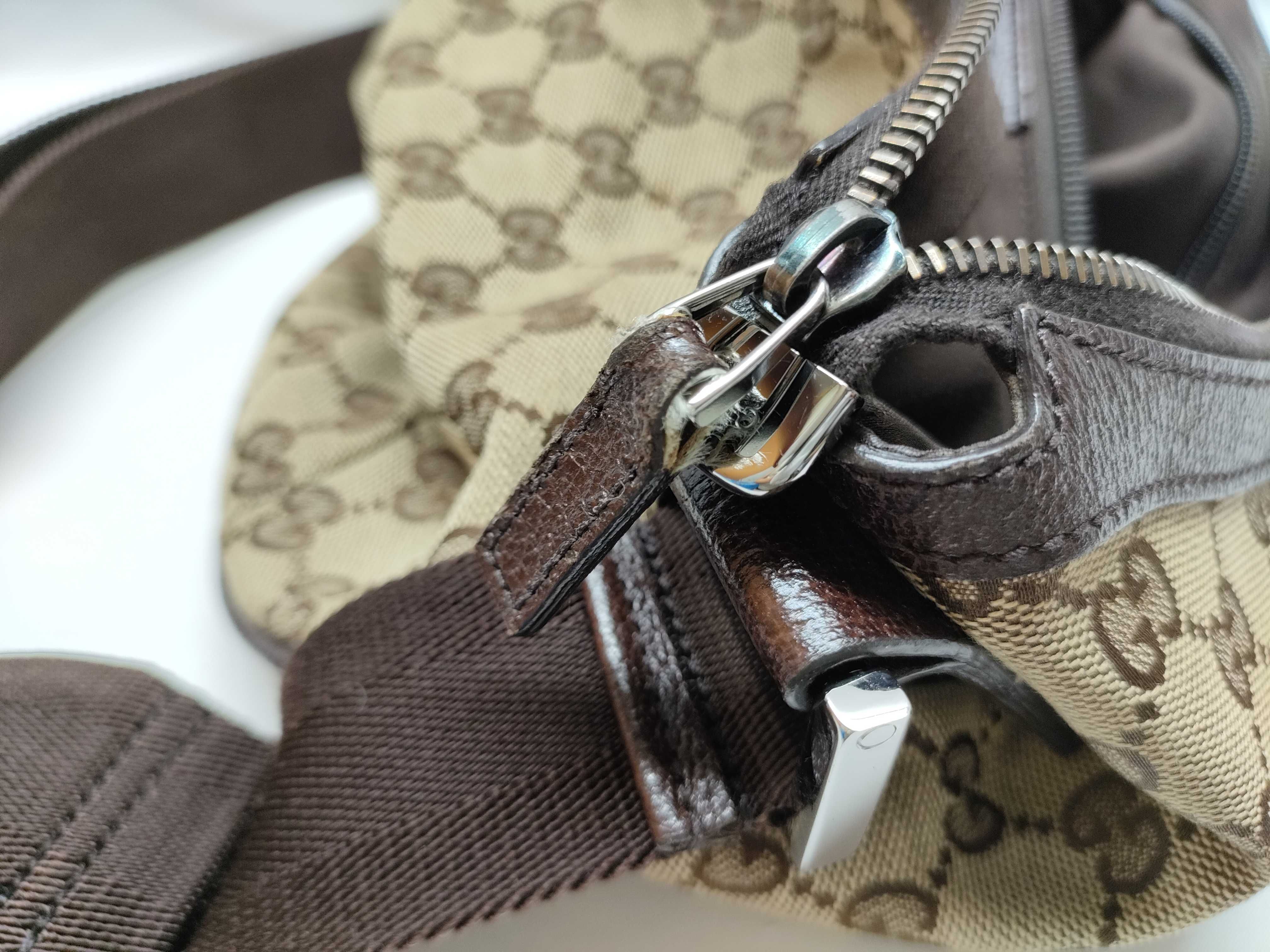 GG Canvas Shoulder Bag, Brown — view 15