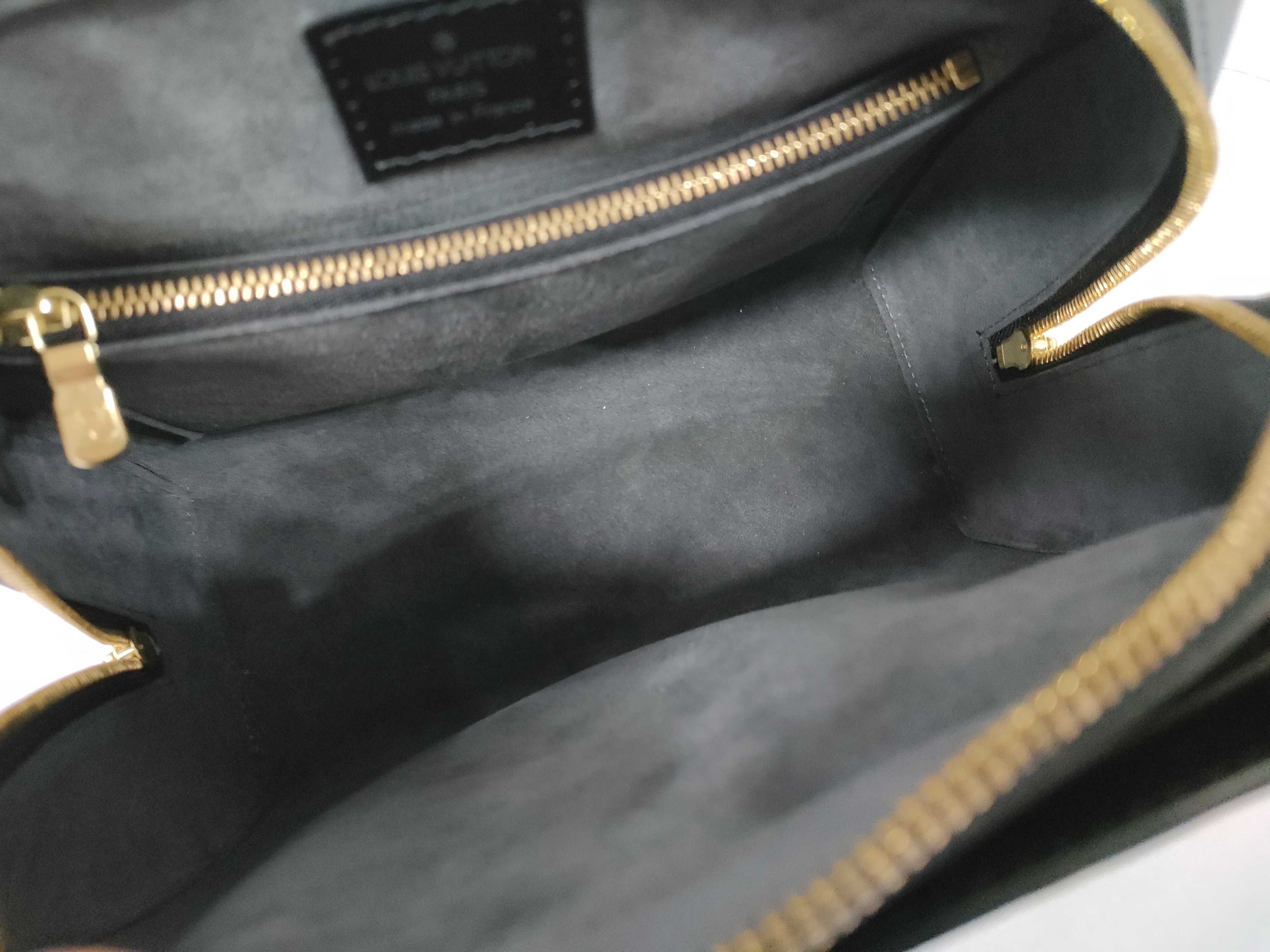 Epi Leather Pont Neuf MI0998 Black Handbag (VO8457) — view 9