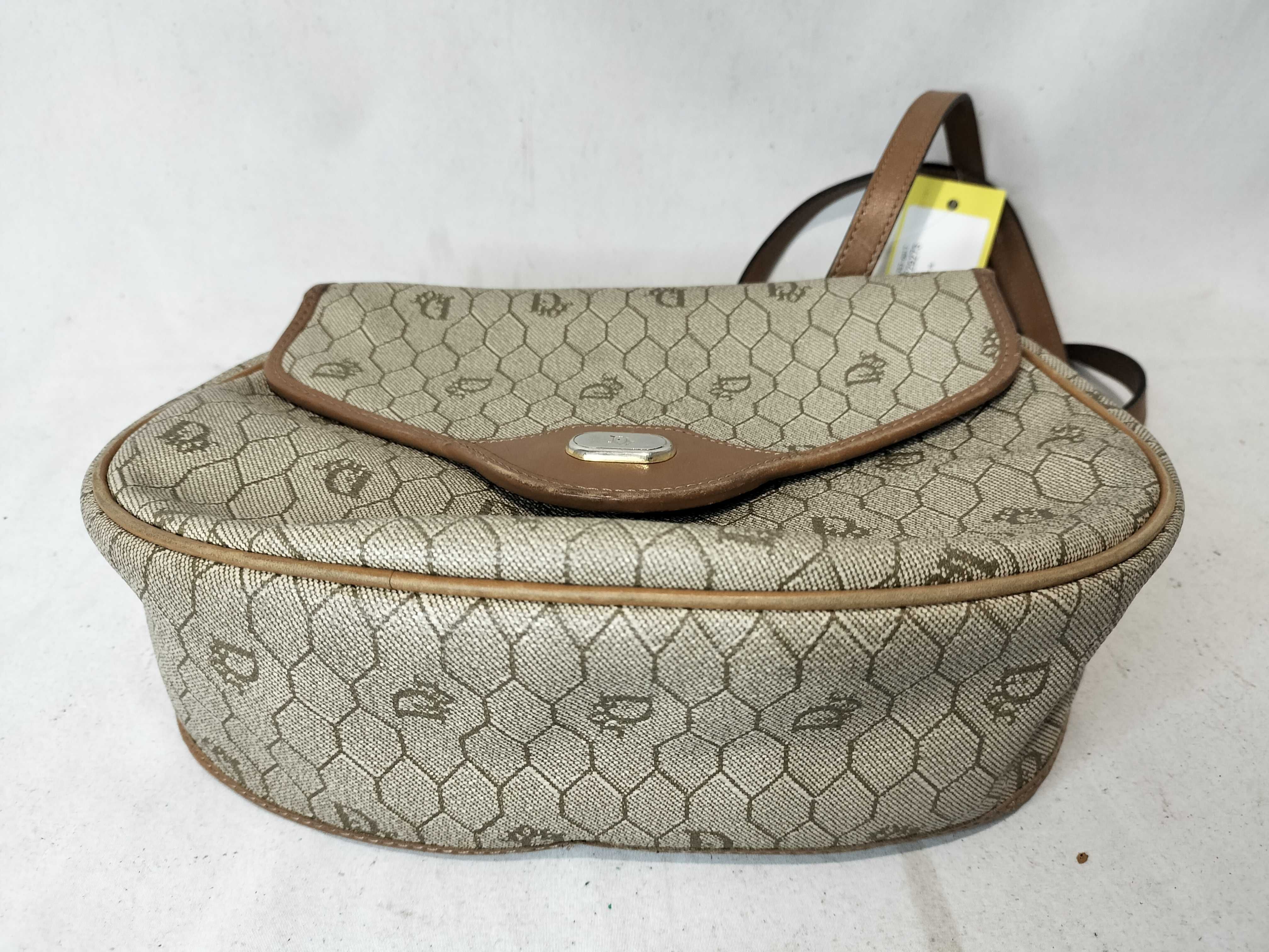 Honeycomb Shoulder Bag — view 8