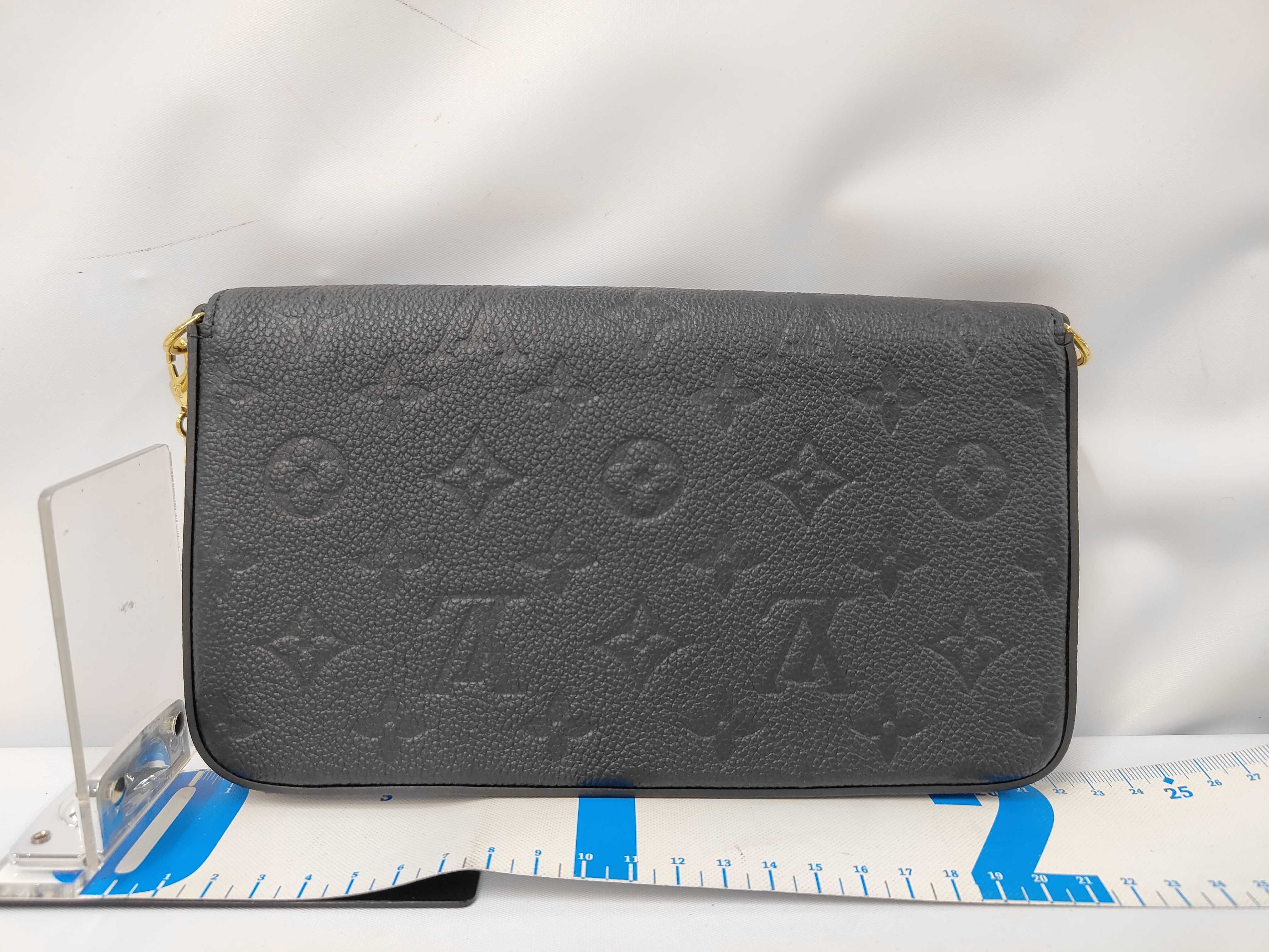 Monogram Empreinte Noir Pochette Felicie M82477 Shoulder Bag — view 2