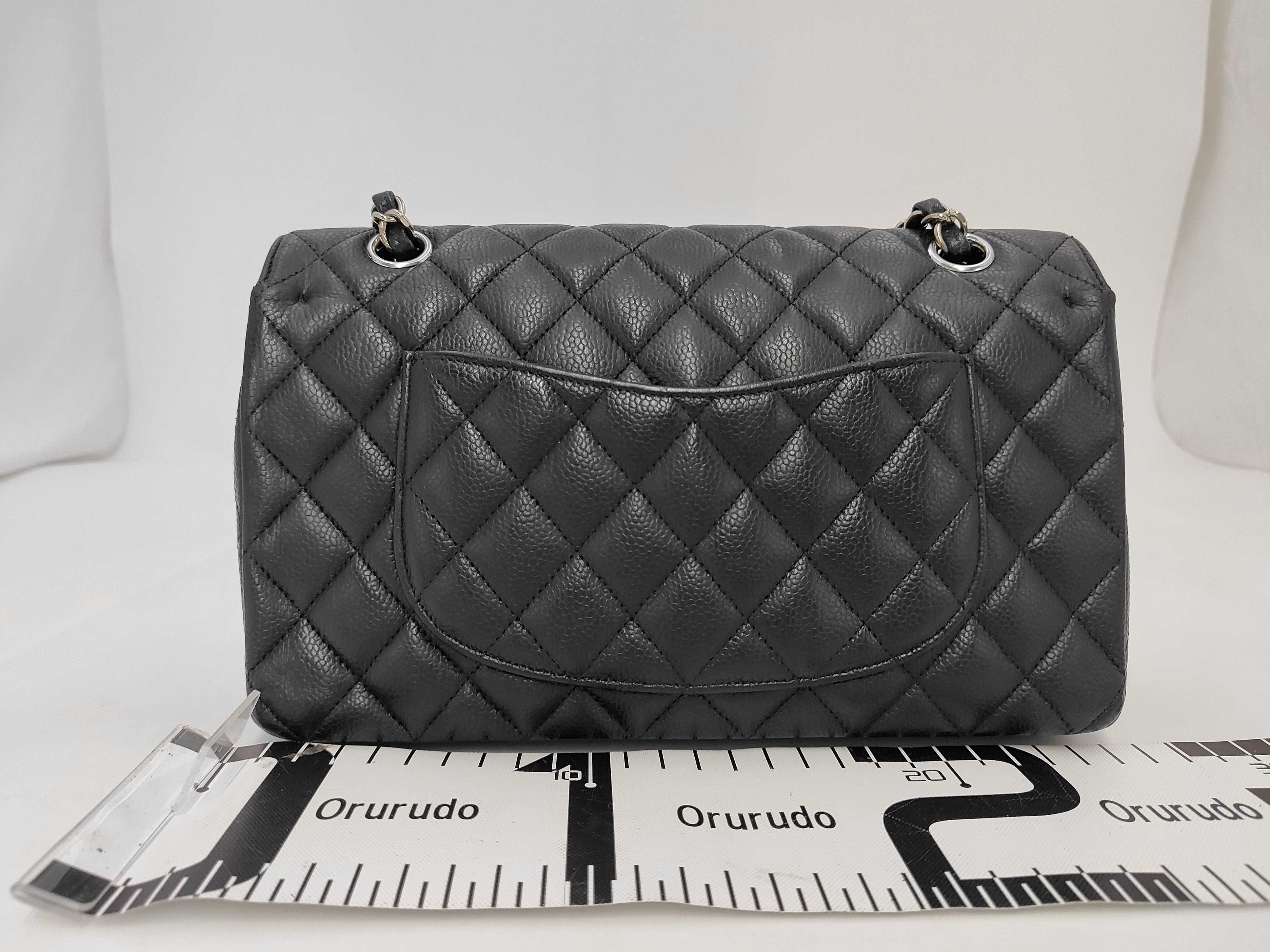 Matelassé 25 Double Flap Double Chain Caviar Shoulder Bag — view 2