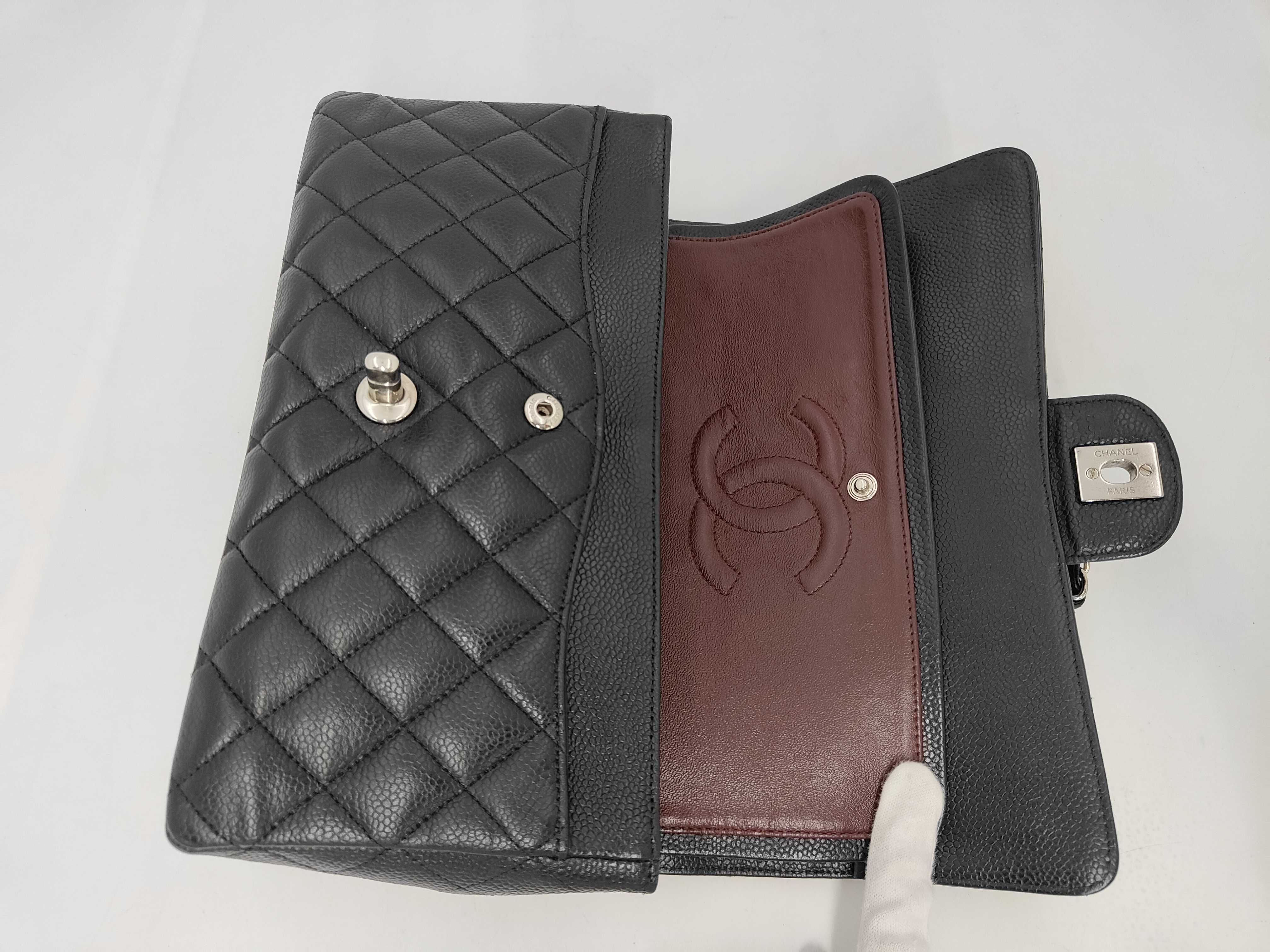 Matelassé 25 Double Flap Double Chain Caviar Shoulder Bag — view 8
