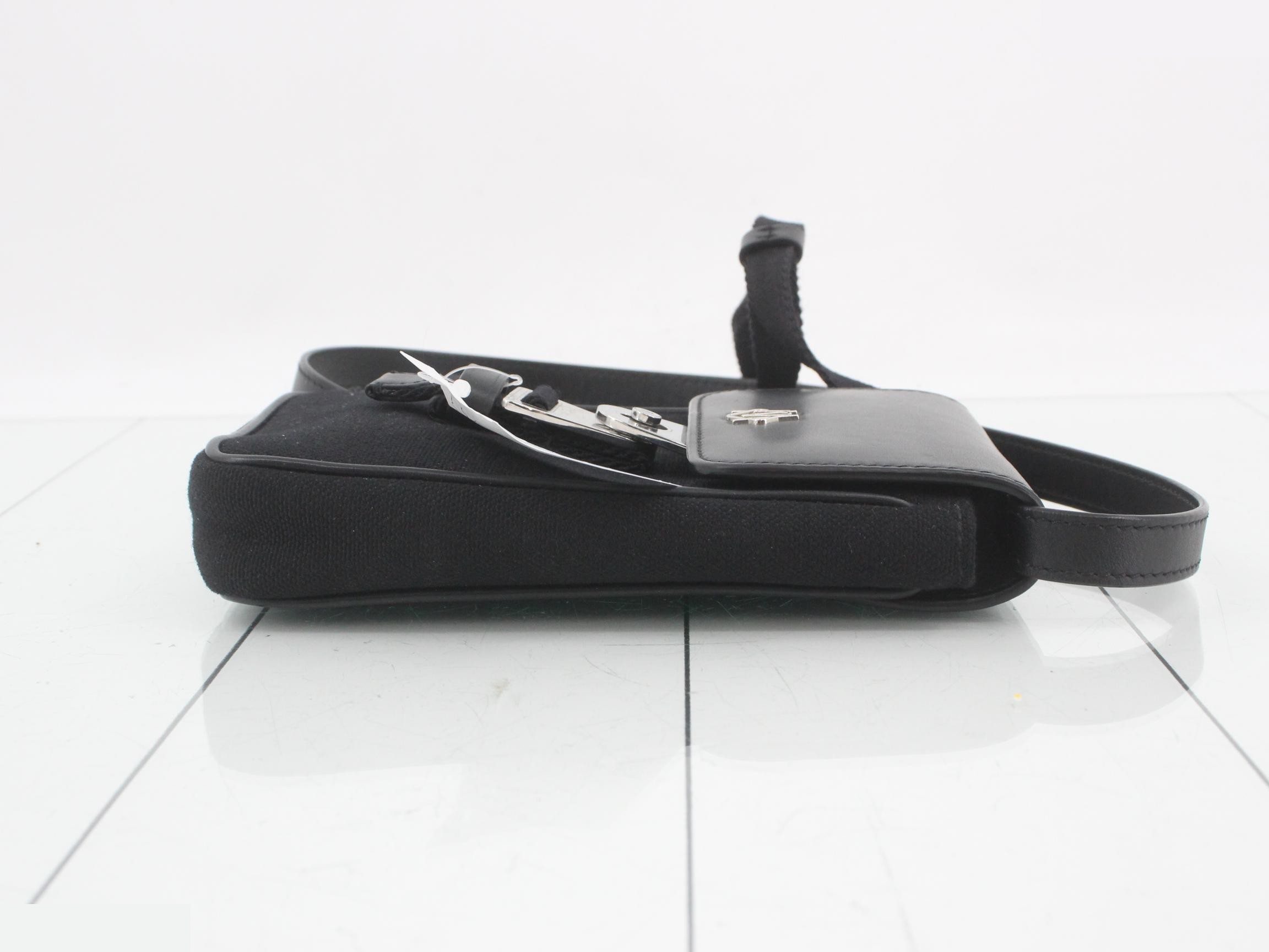 Smartphone pouch — view 3