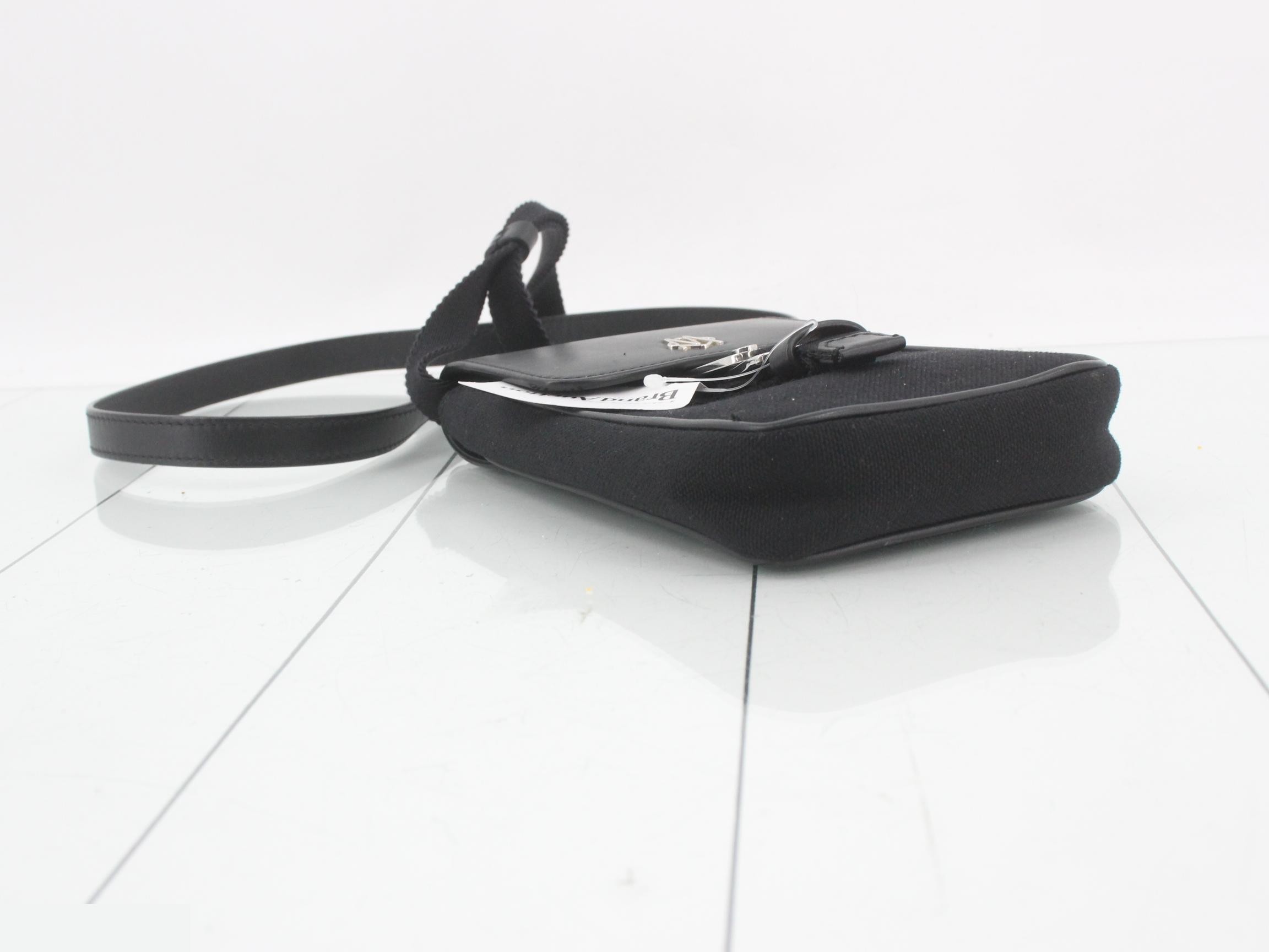 Smartphone pouch — view 5