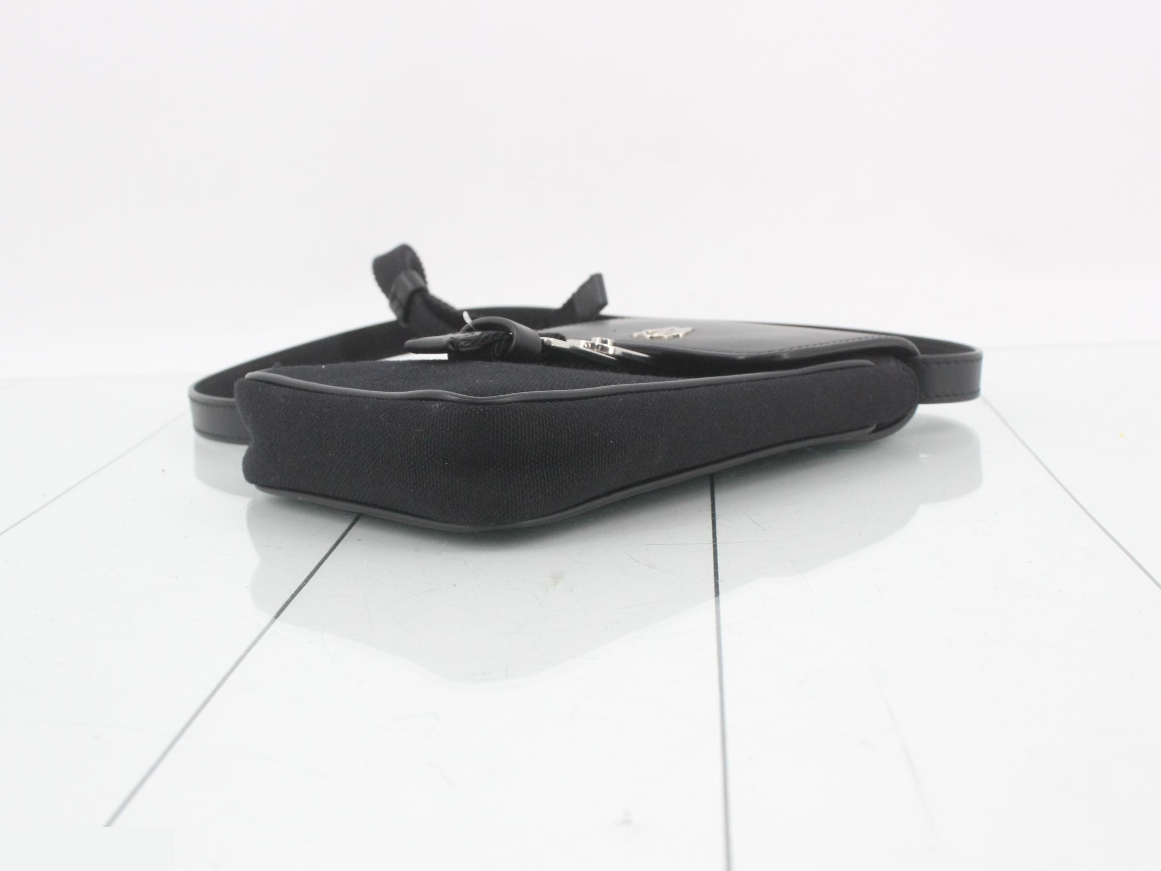 Smartphone pouch — view 6