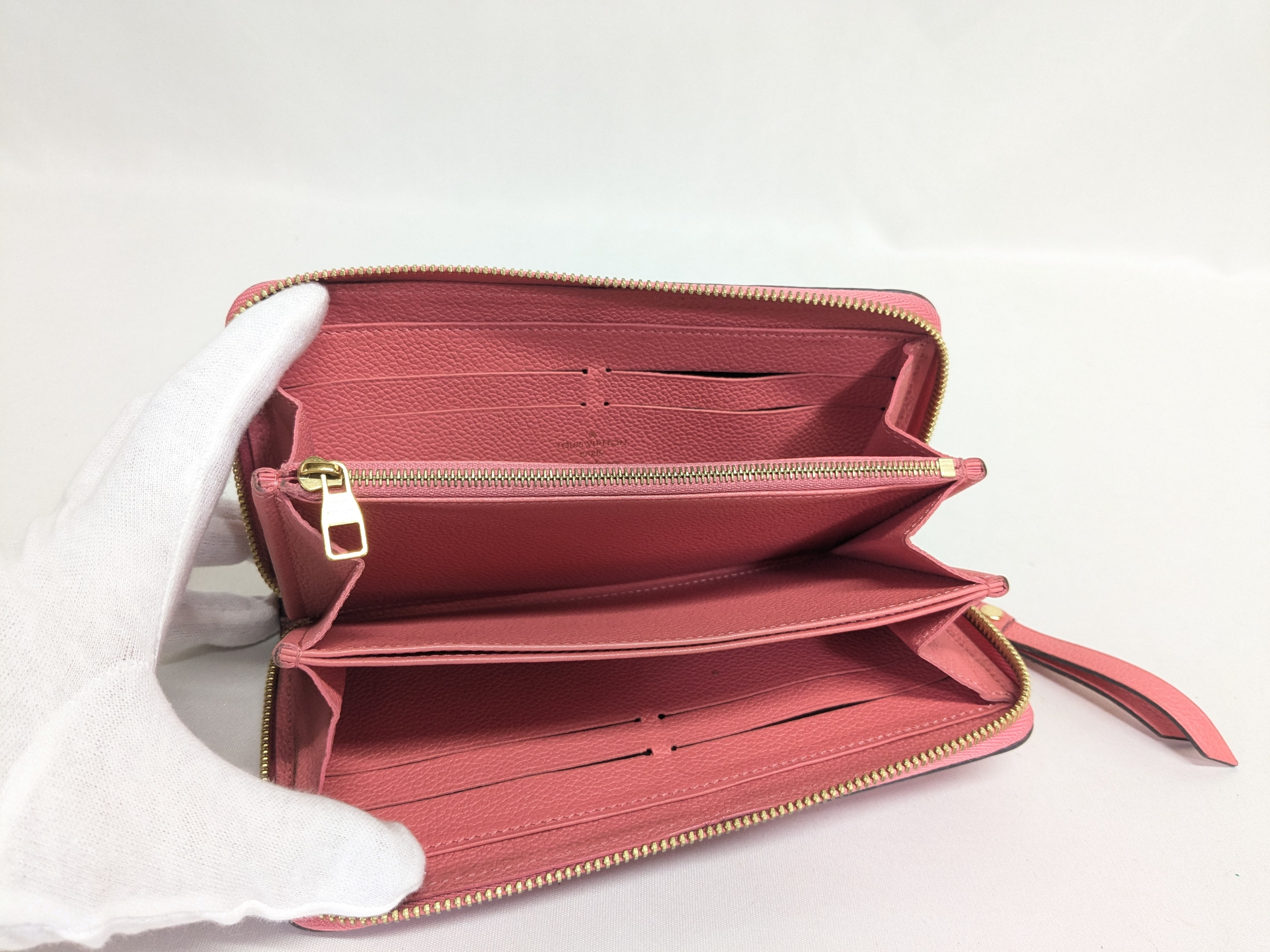LV Empreinte Zippy Wallet — view 6