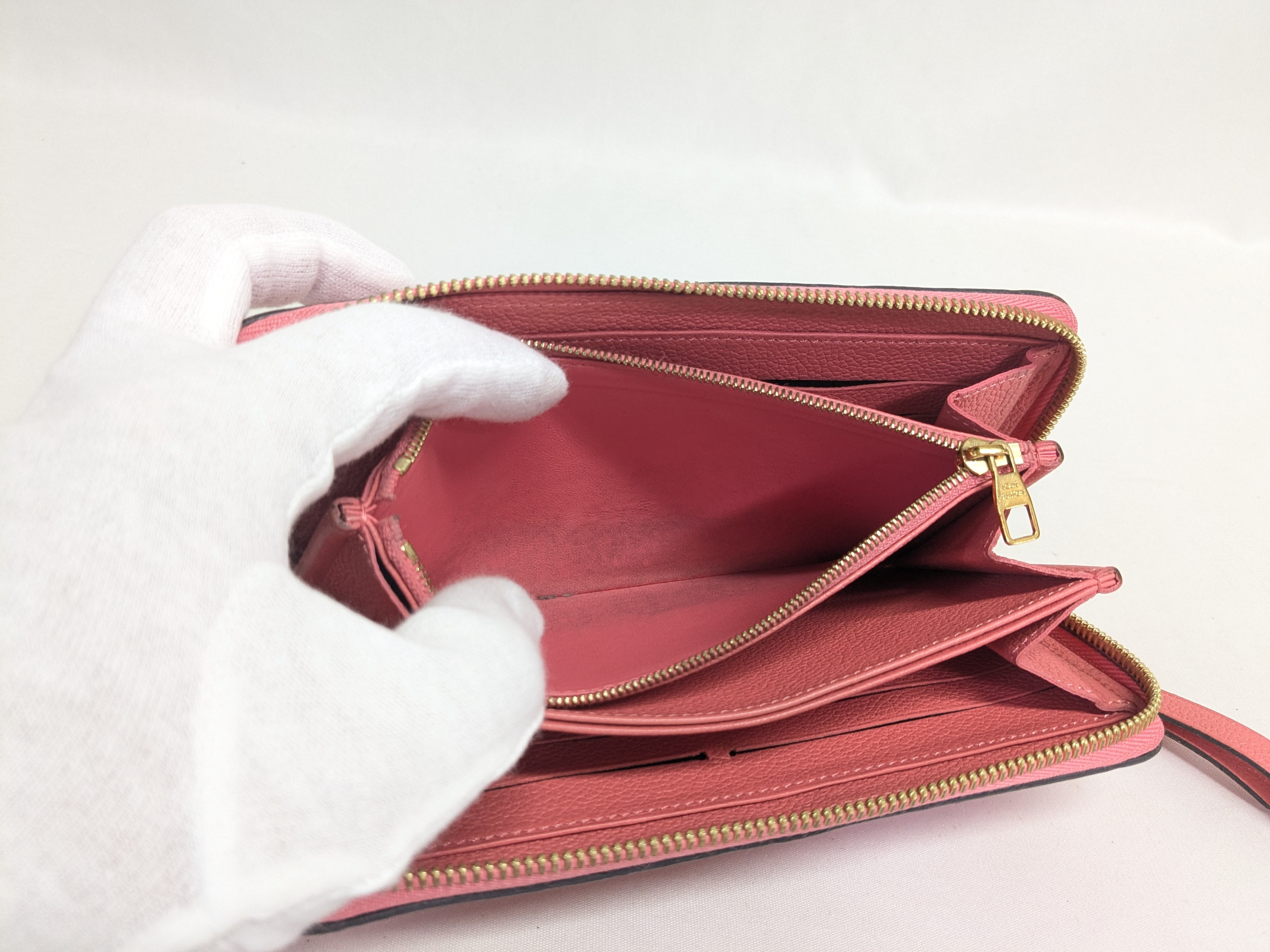 LV Empreinte Zippy Wallet — view 7