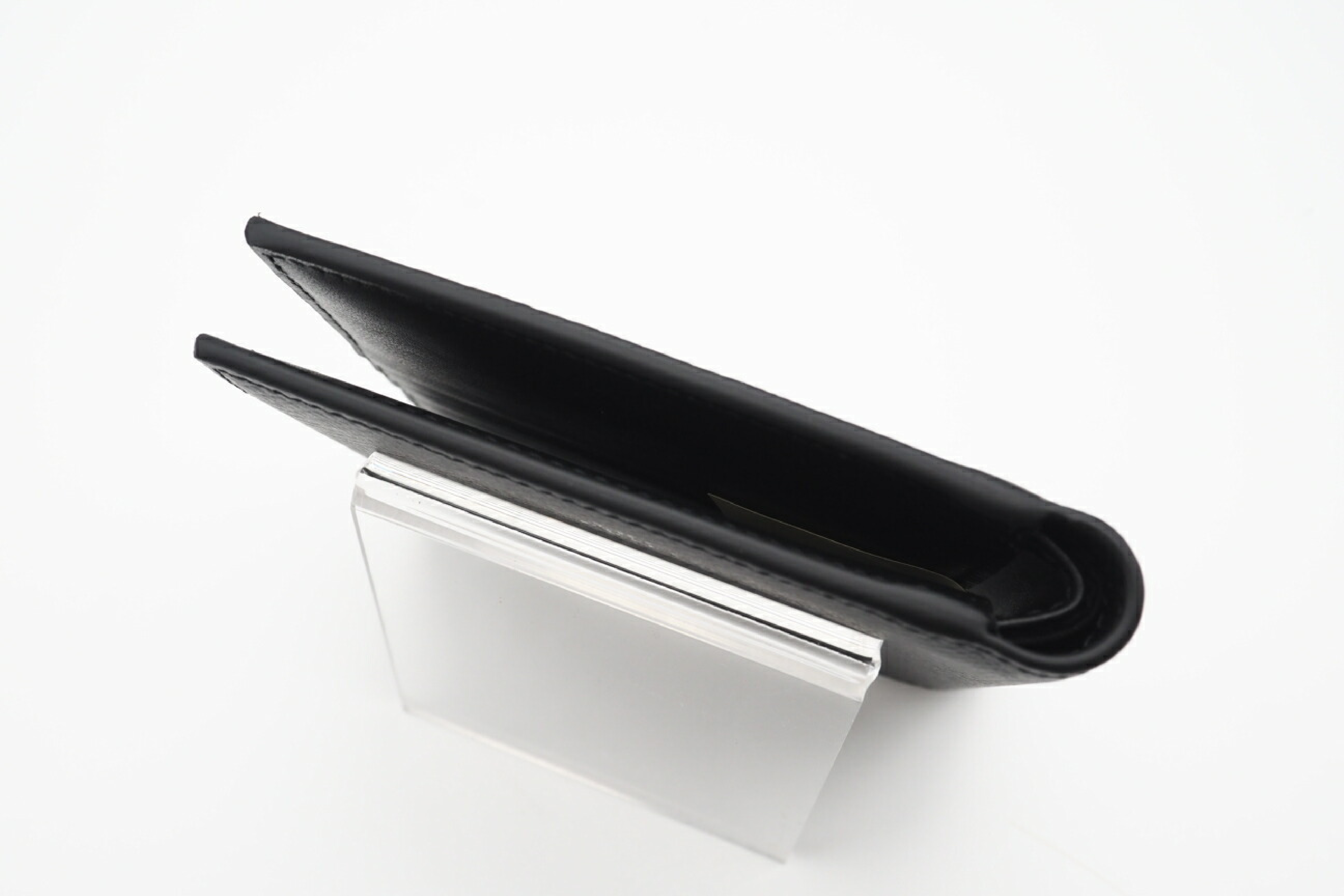 10B653BEN.38SI Grained Calfskin Bifold Wallet, Black, with Dust Bag and Box, Billfold — view 4