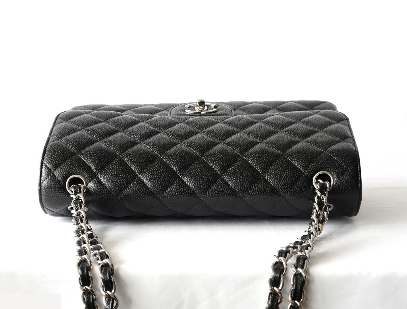 Caviar leather large matelassé bag, size 30, double flap, double chain, black. — view 8