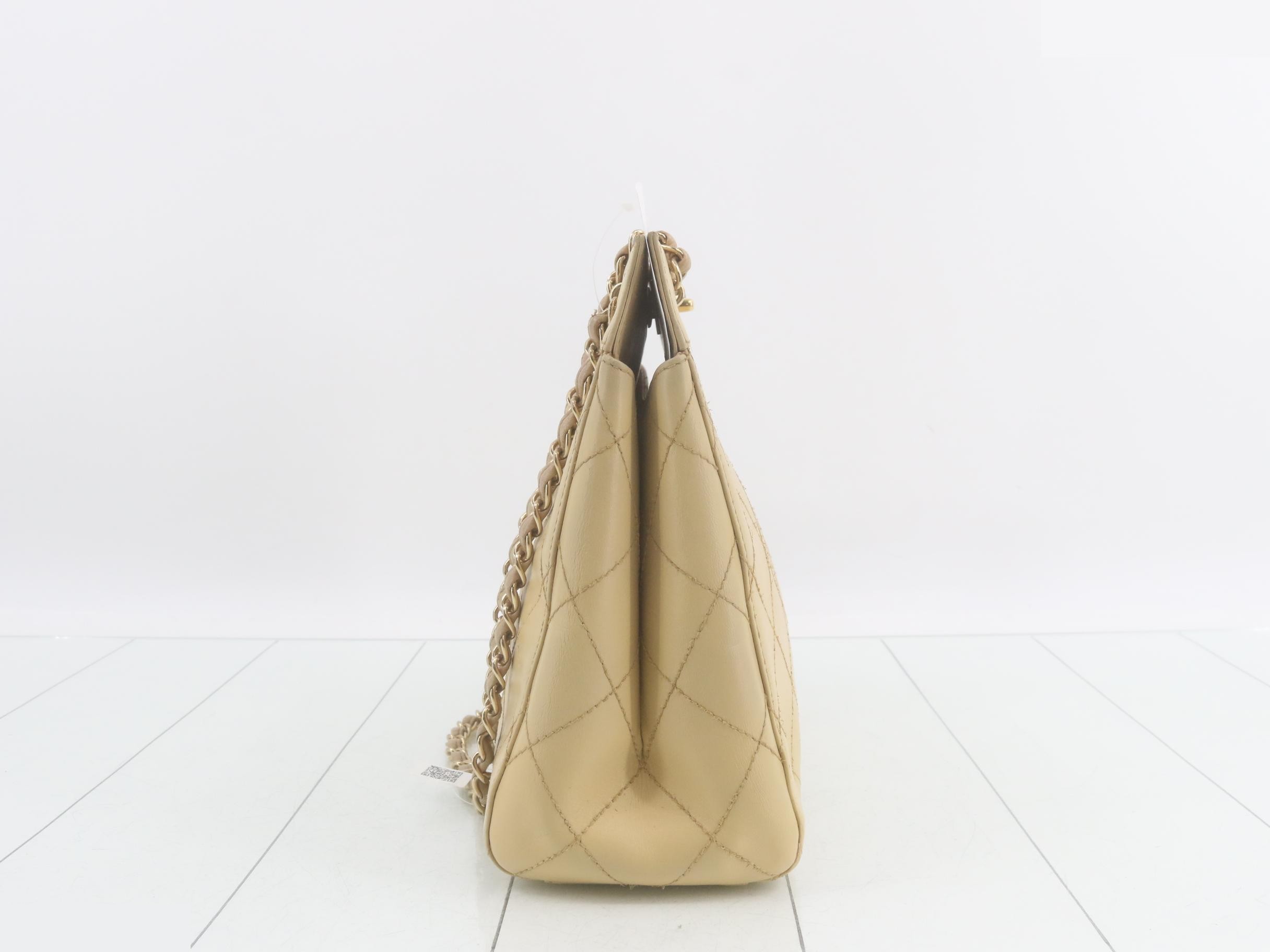 Shoulder bag — view 4