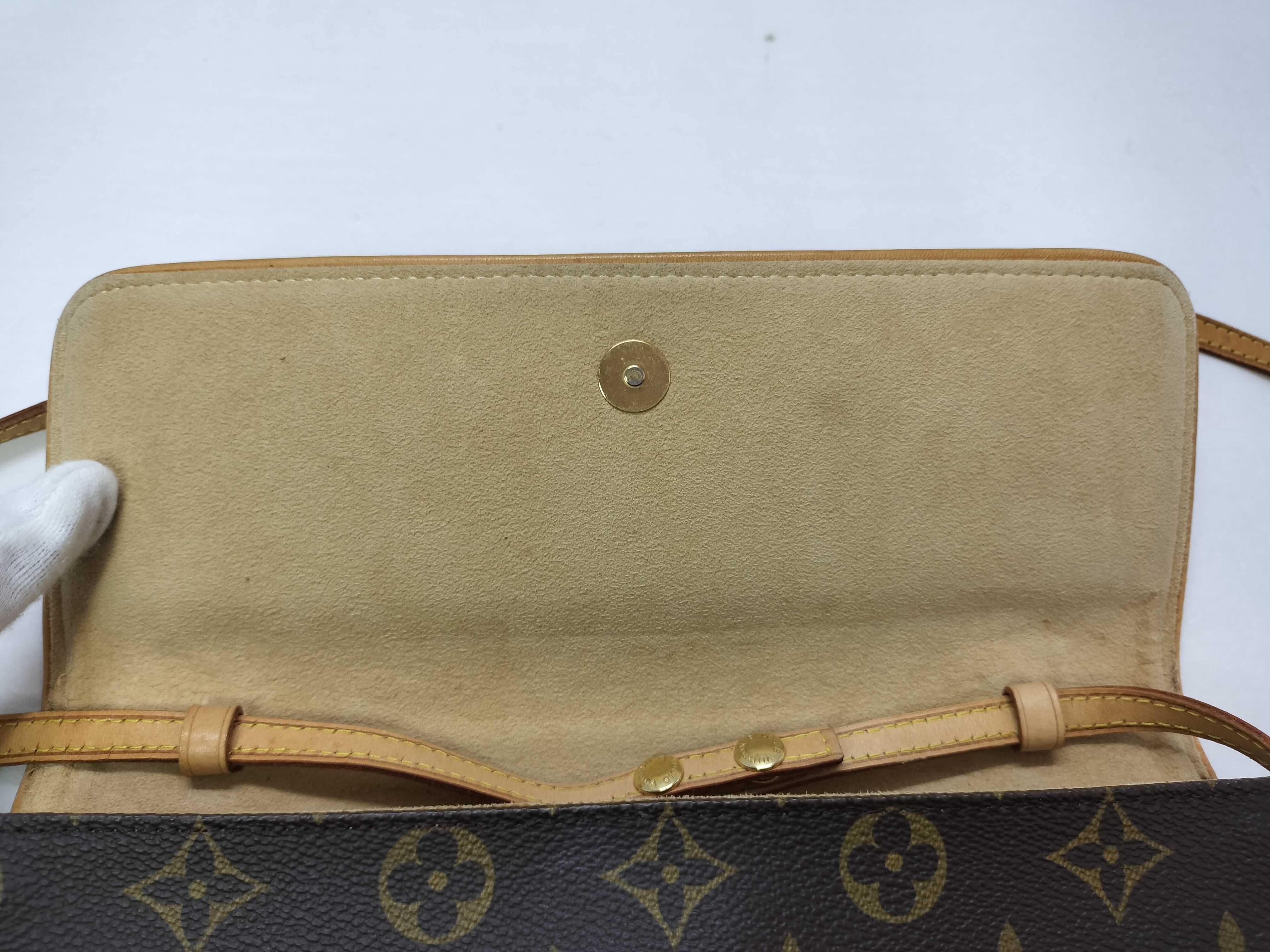 Monogram Louis Vuitton Monogram Twin GMCA0999 Shoulder Bag — view 11