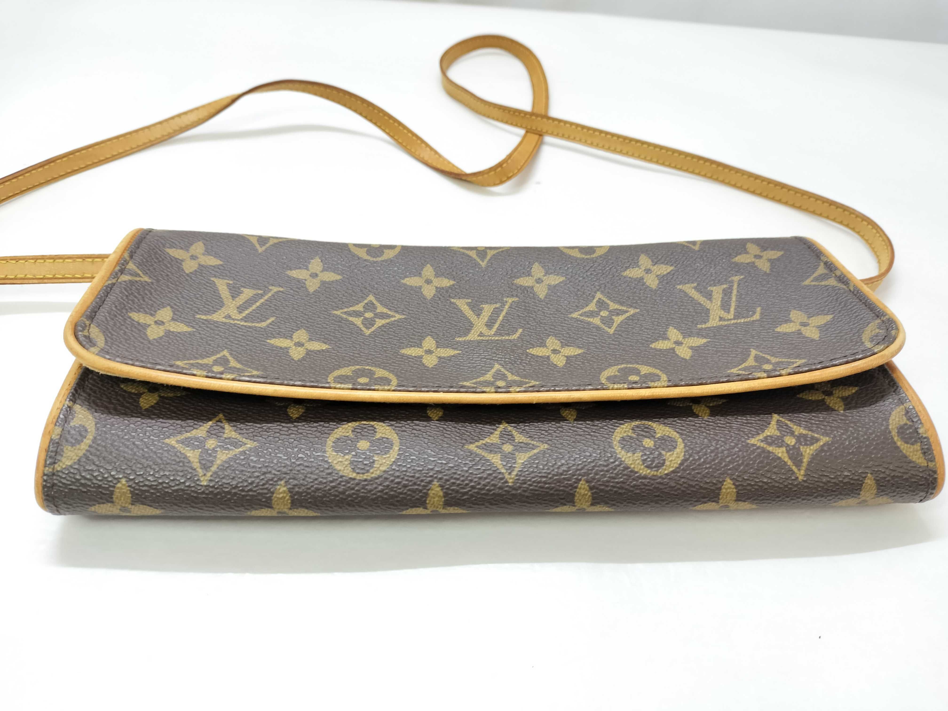 Monogram Louis Vuitton Monogram Twin GMCA0999 Shoulder Bag — view 14