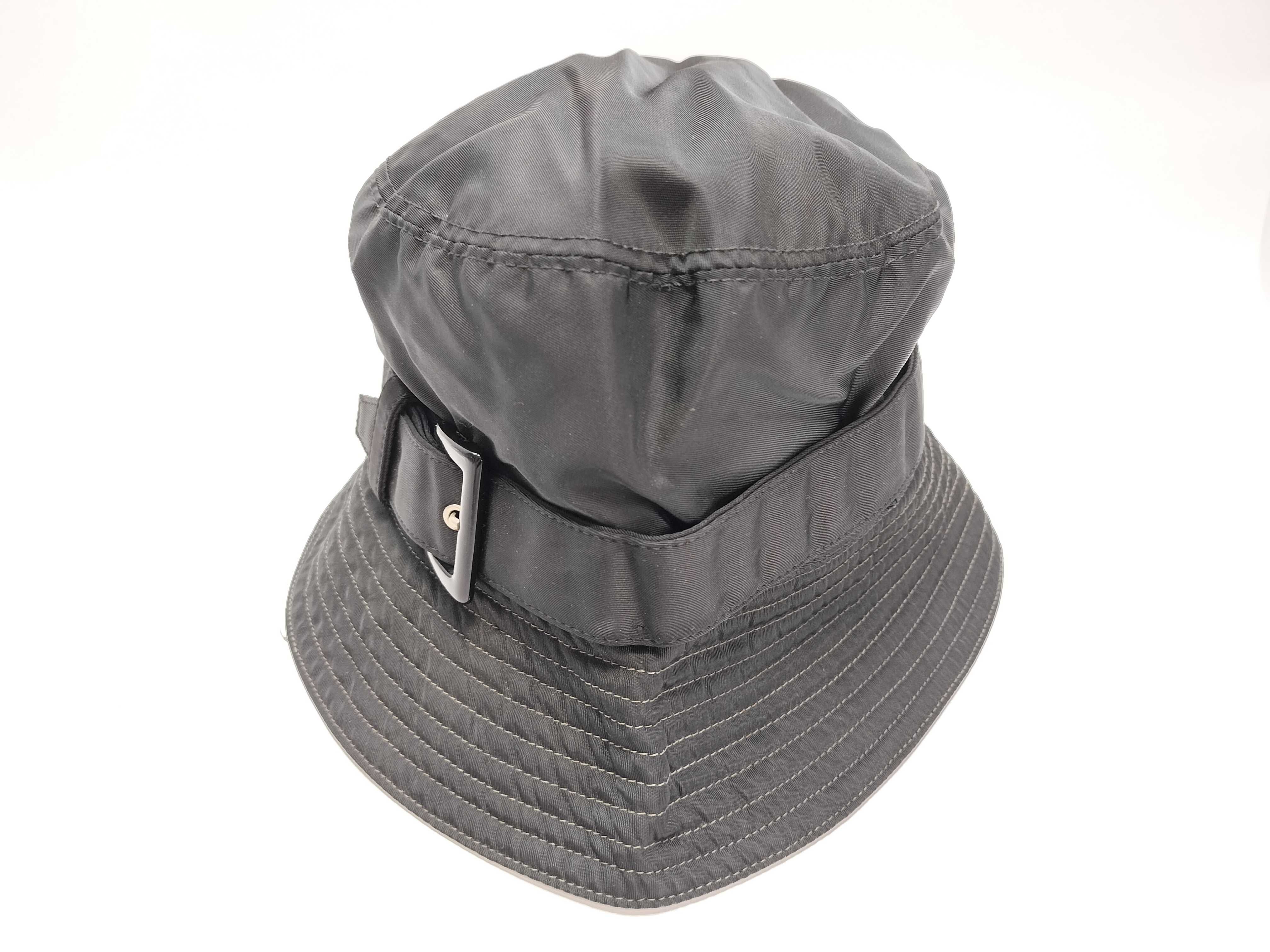 Hat and other accessories — view 3