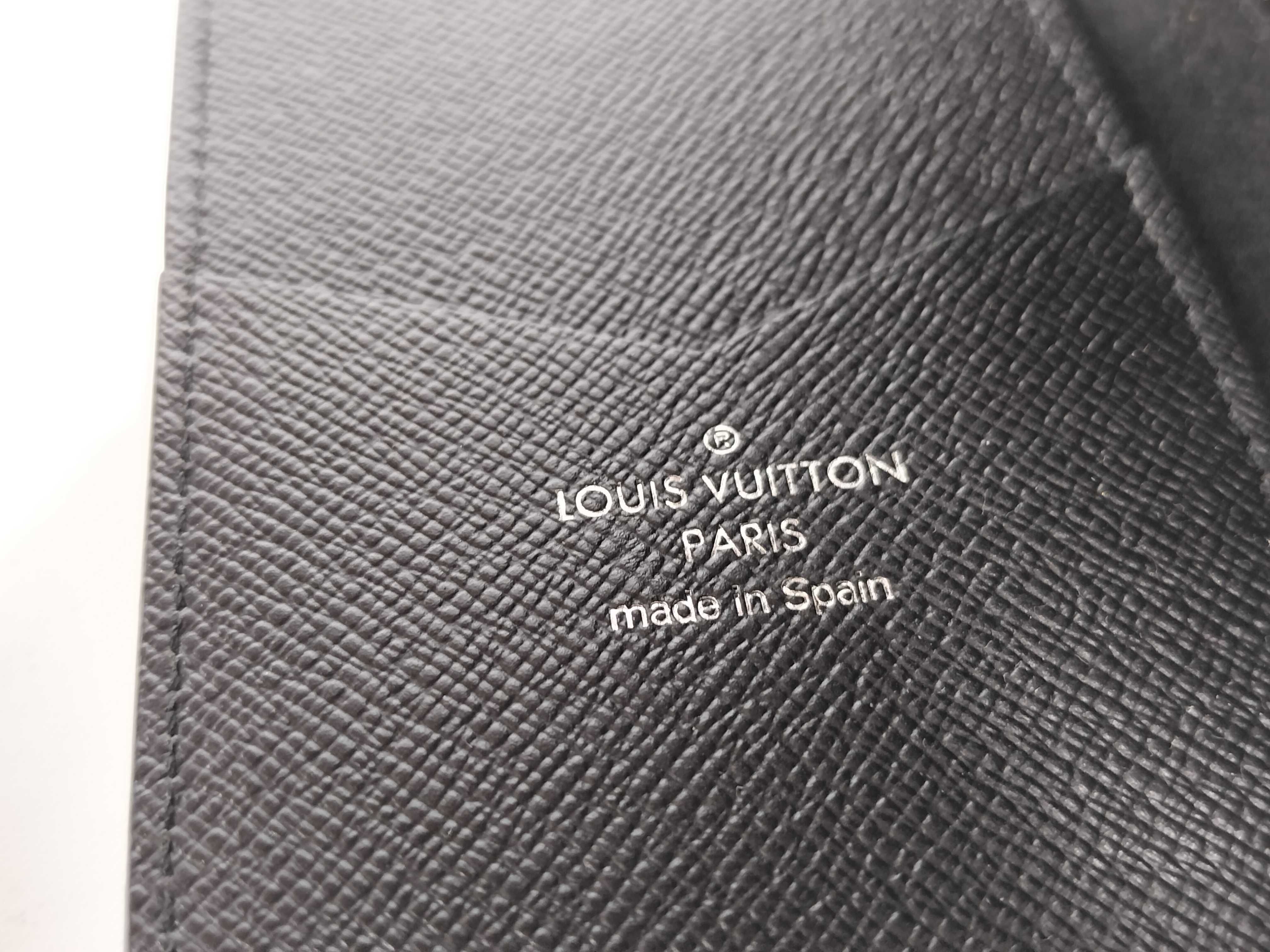 Epi Leather Accessories Louis Vuitton Epi Folio Stories iPhone X Other Accessories — view 8