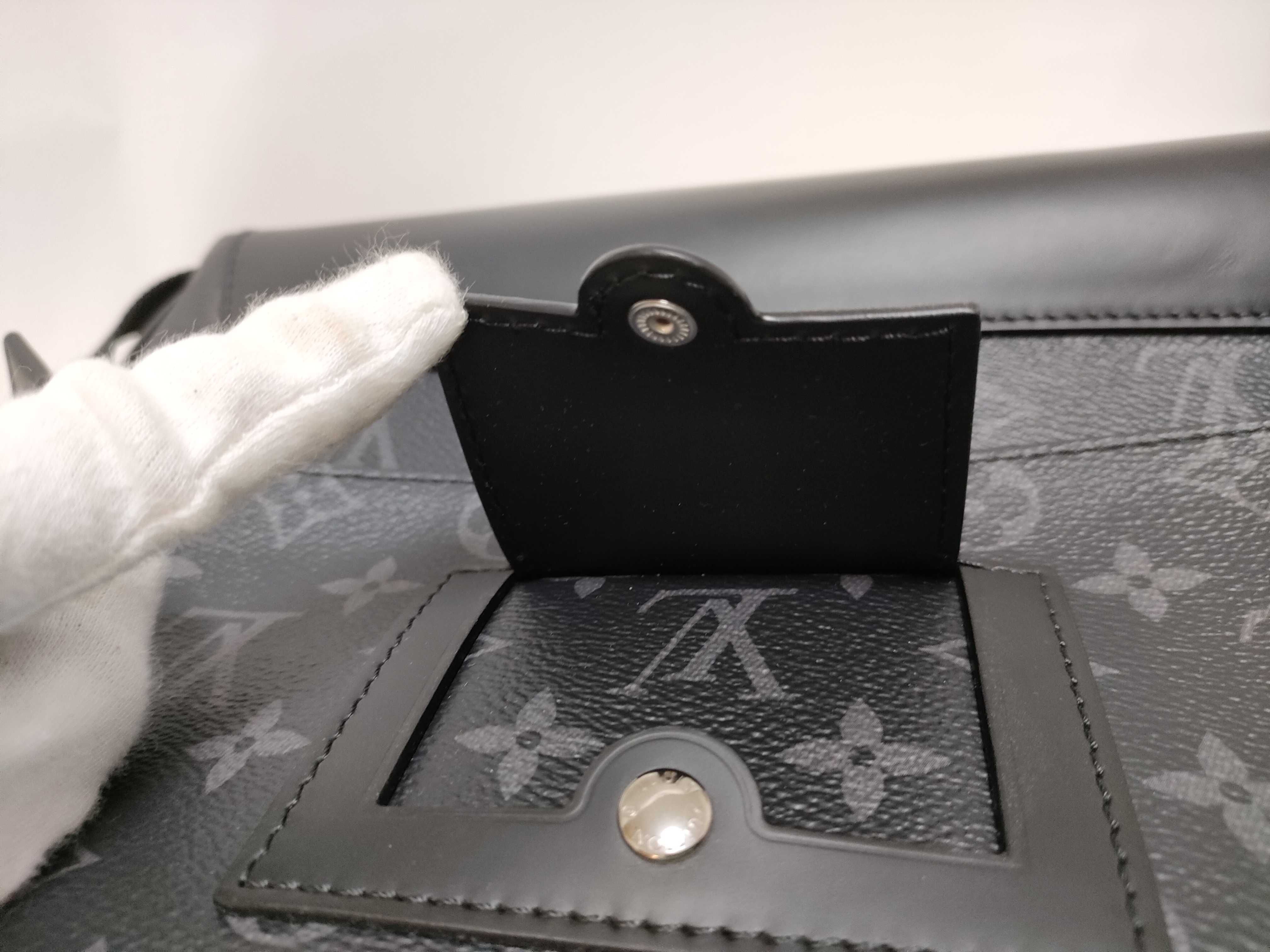 LV Monogram Eclipse Messenger Voyage PM Shoulder Bag M40511 FO2118 — view 14