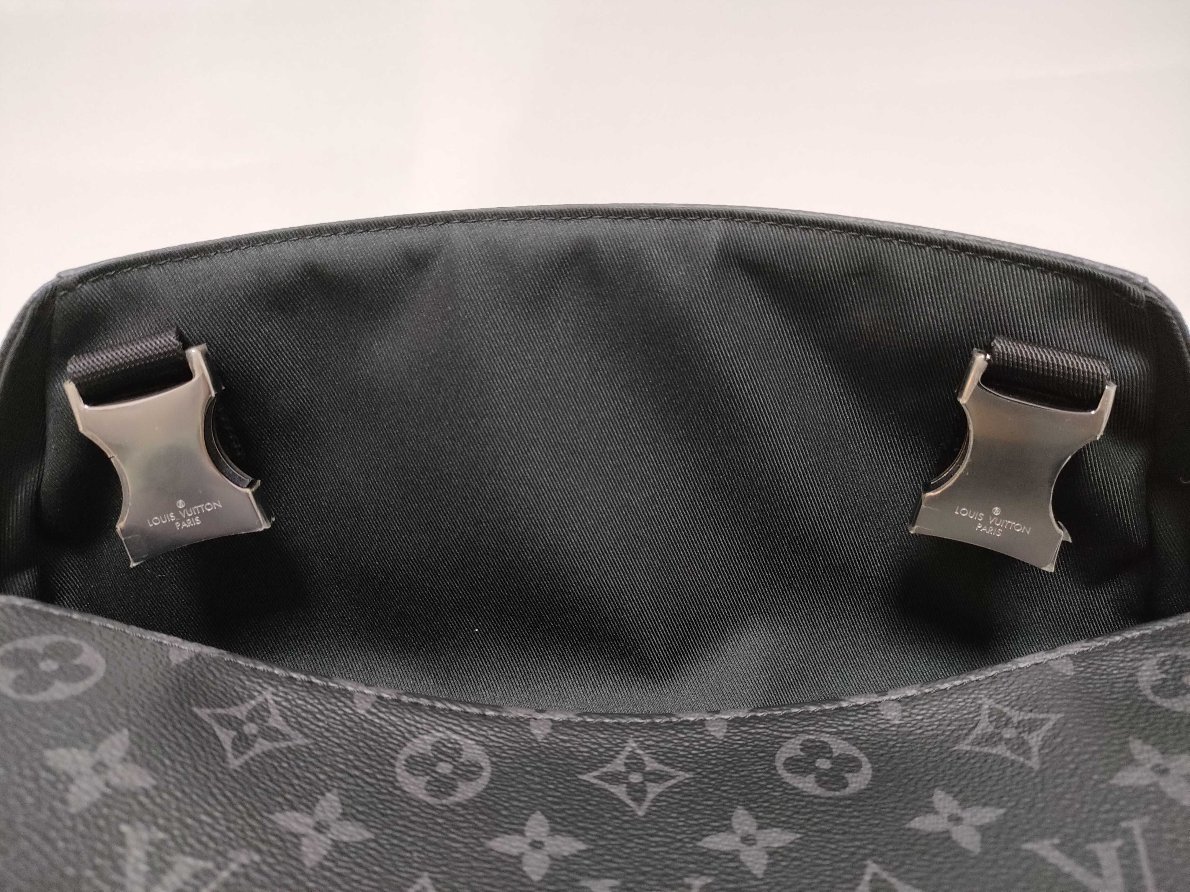 LV Monogram Eclipse Messenger Voyage PM Shoulder Bag M40511 FO2118 — view 8