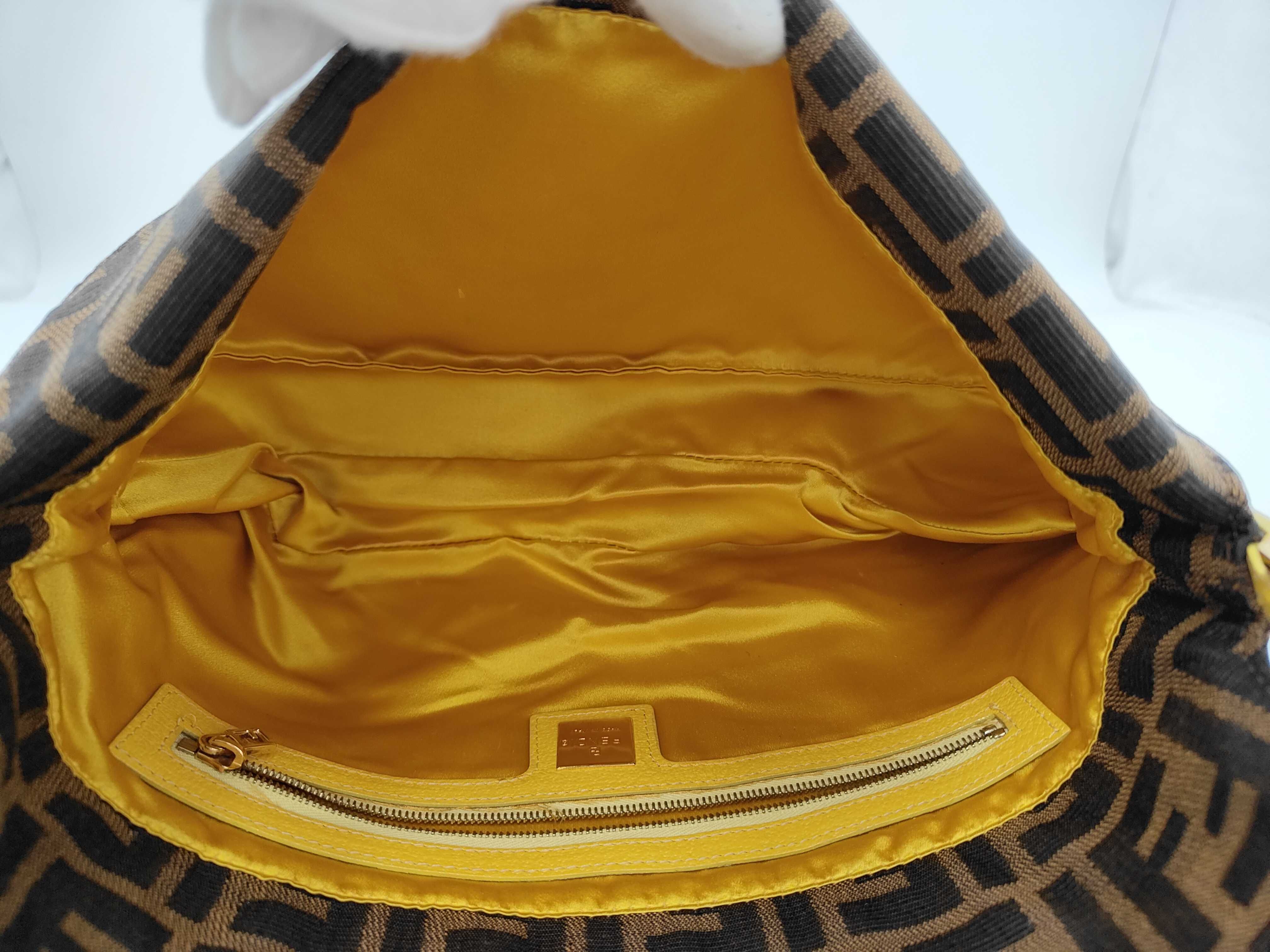Crystal Flower Baguette Shoulder Bag — view 9
