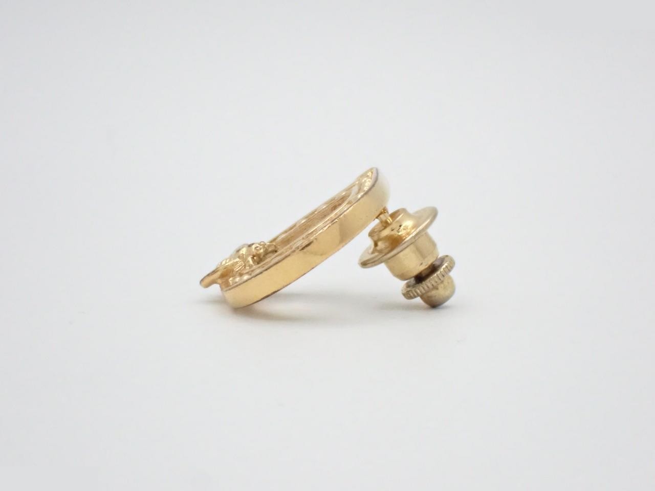 Other lines: Precious metals and pin brooches — view 3