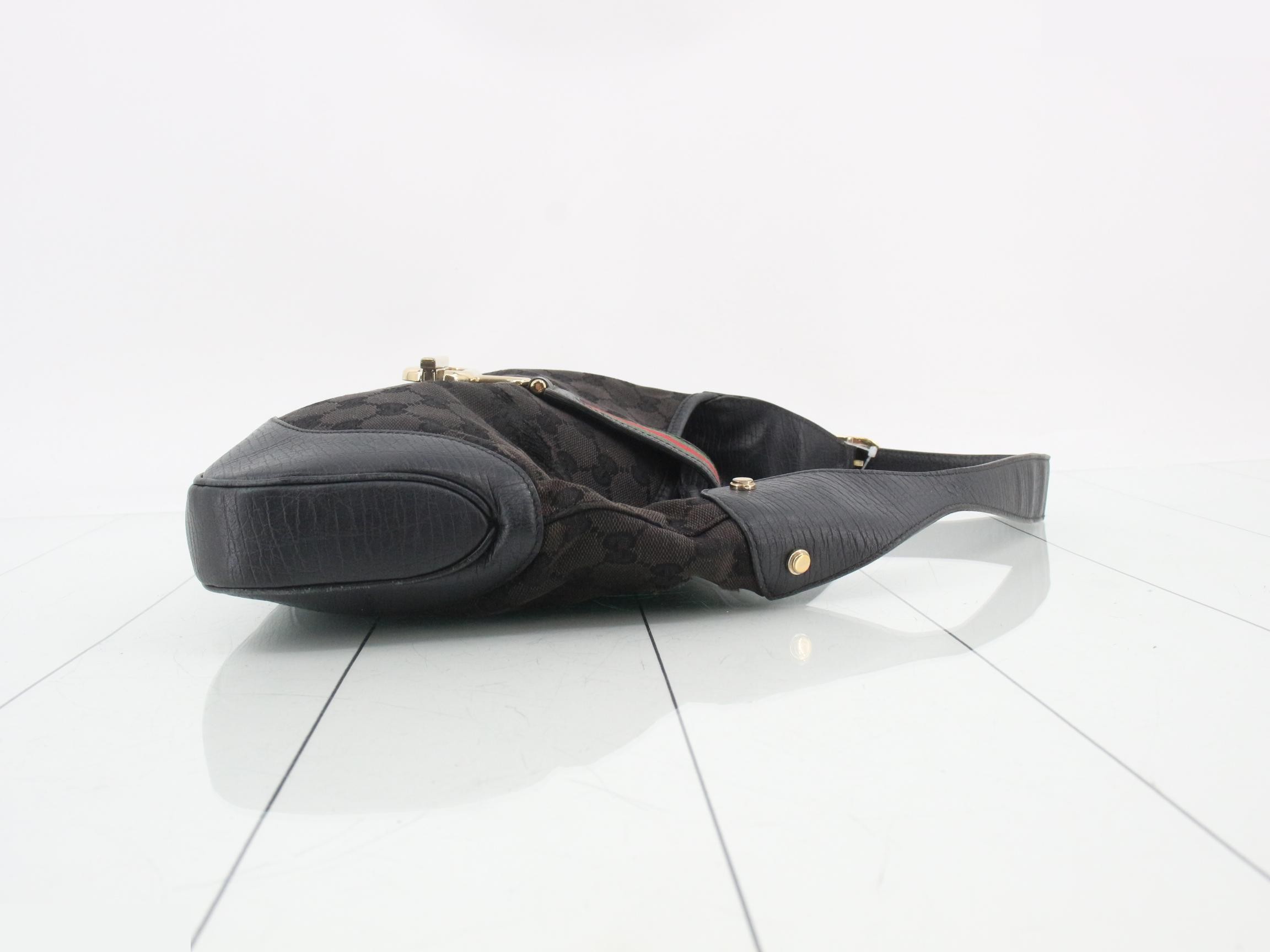GG Canvas (Bag) - One-Shoulder Bag — view 3