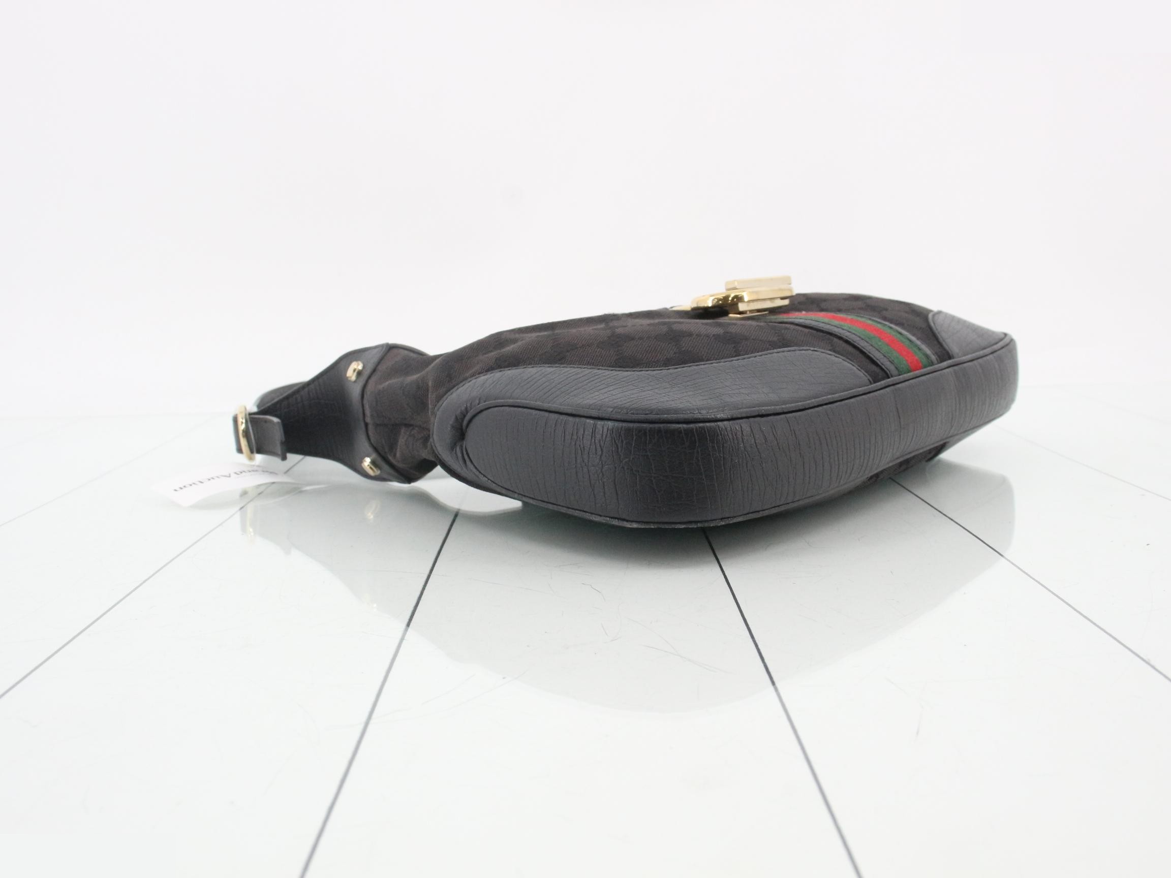 GG Canvas (Bag) - One-Shoulder Bag — view 5