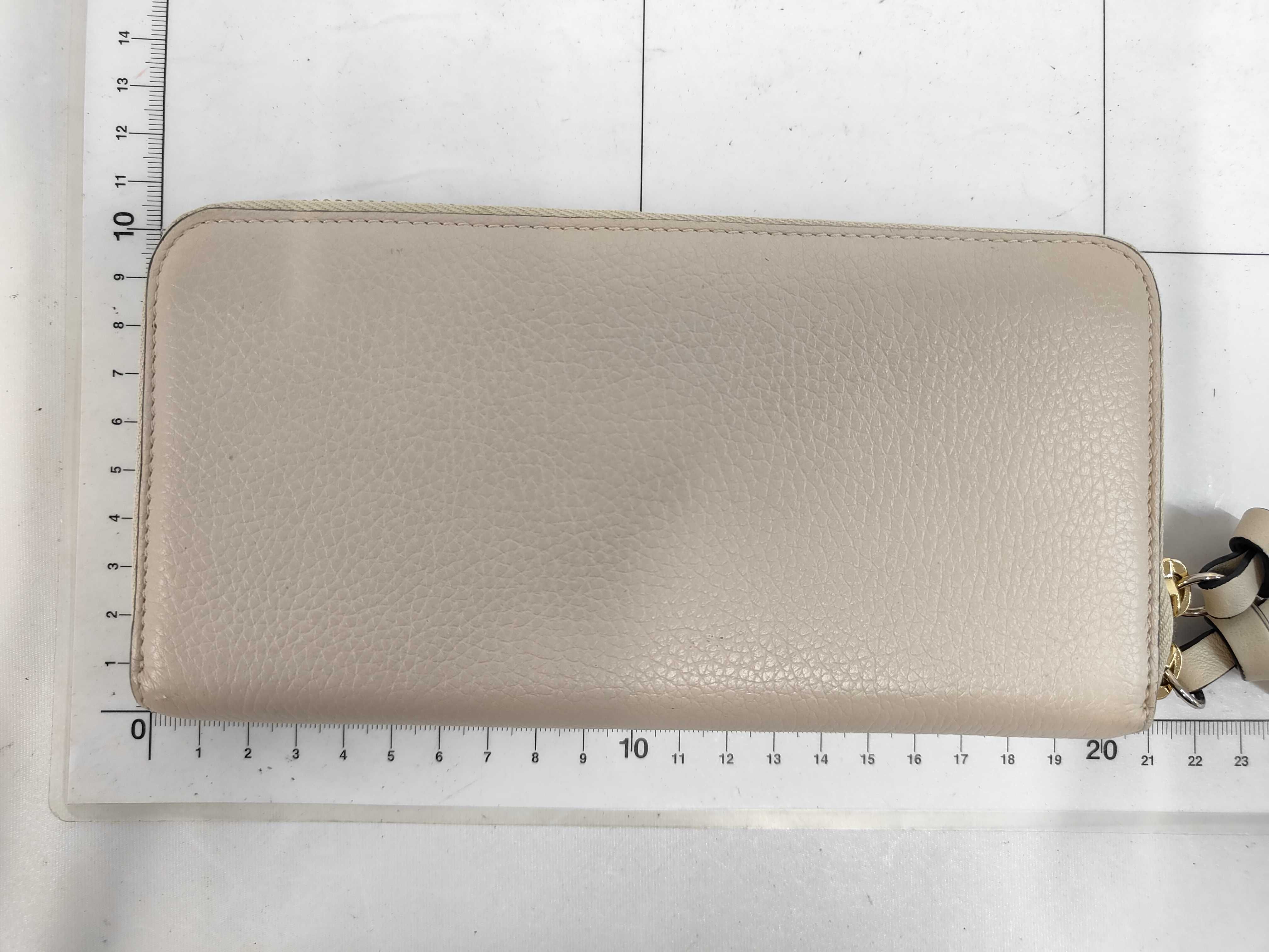 Chloé / Long Wallet / Leather Wallet — view 2