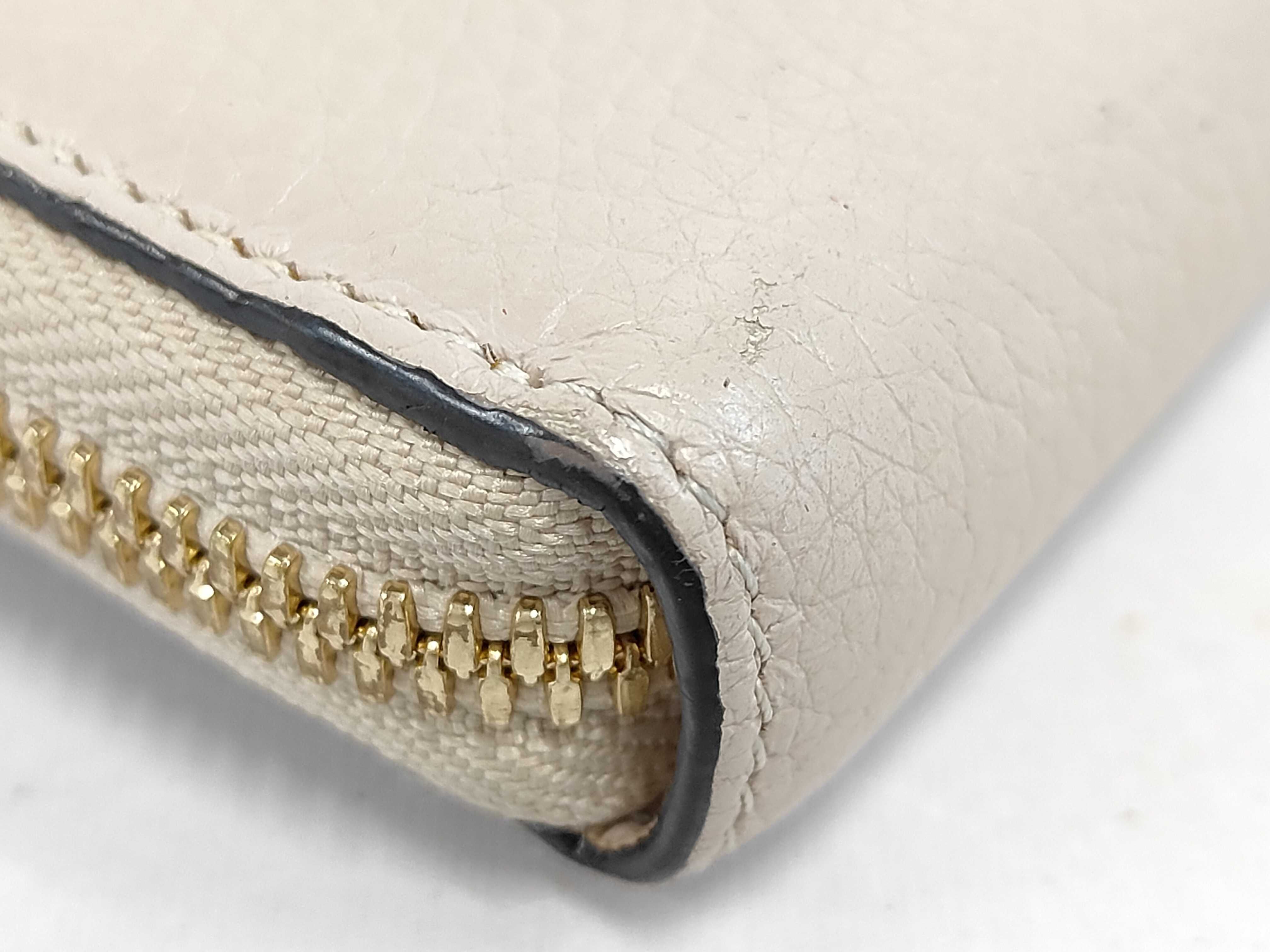 Chloé / Long Wallet / Leather Wallet — view 3