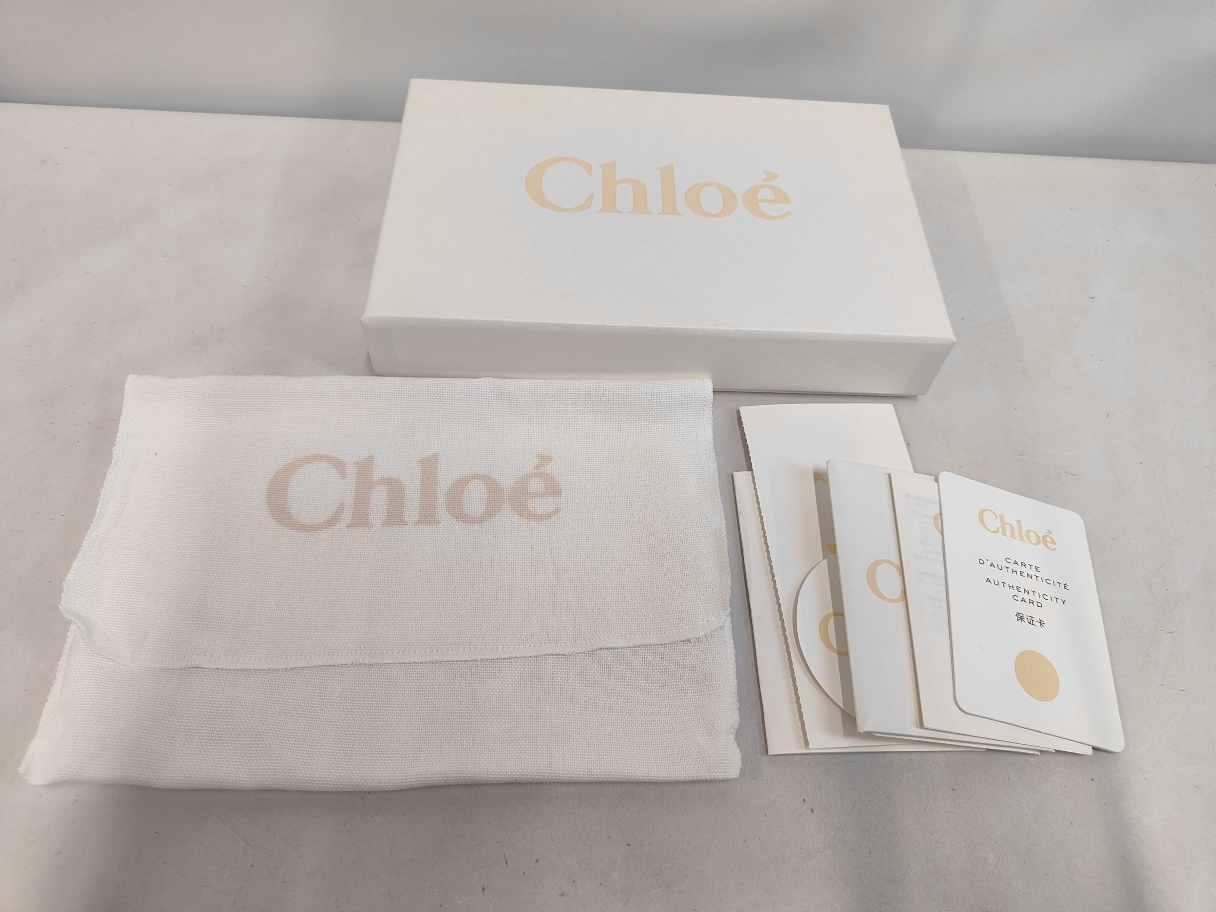 Chloé / Long Wallet / Leather Wallet — view 10