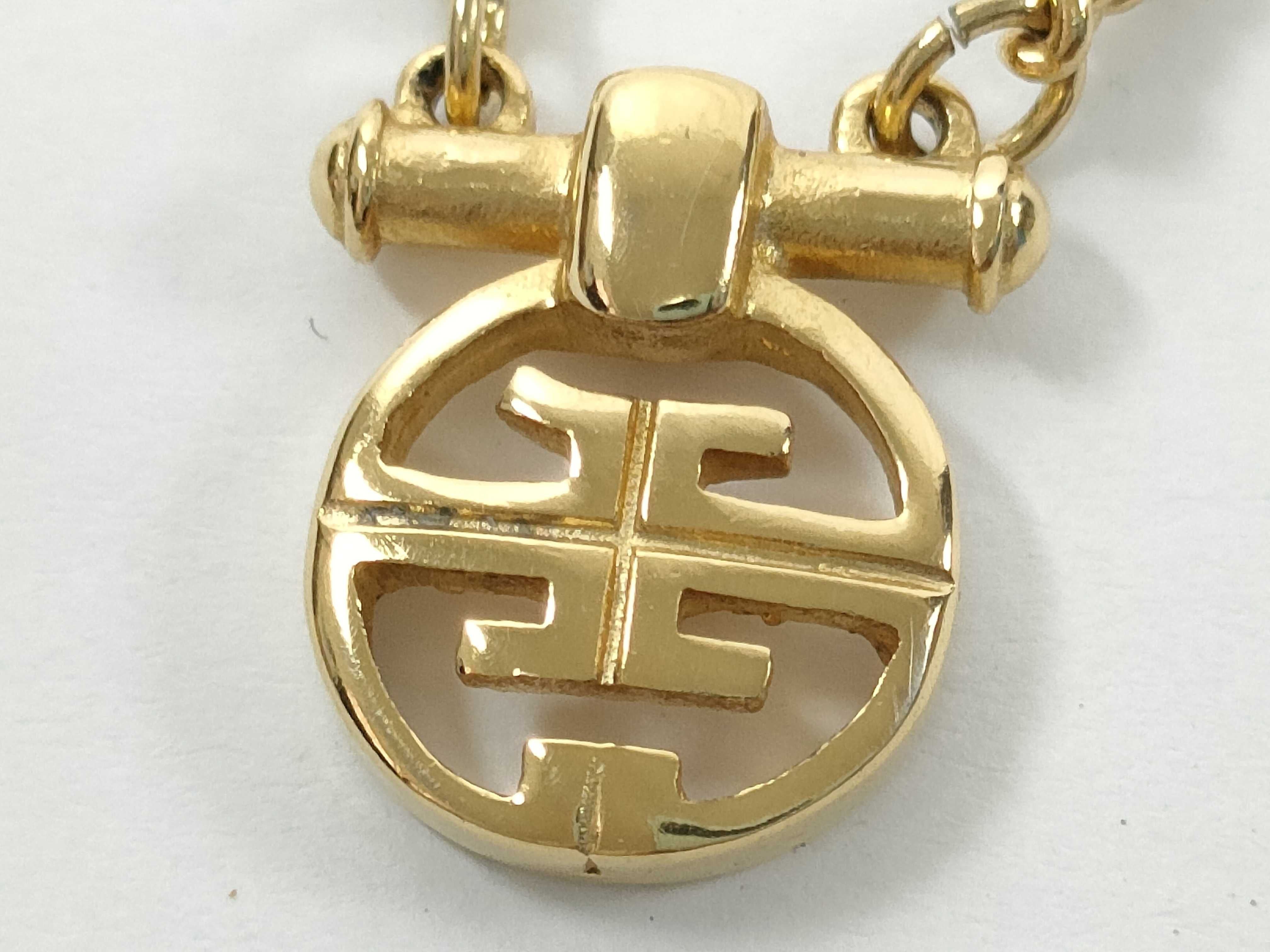 Necklace — view 2