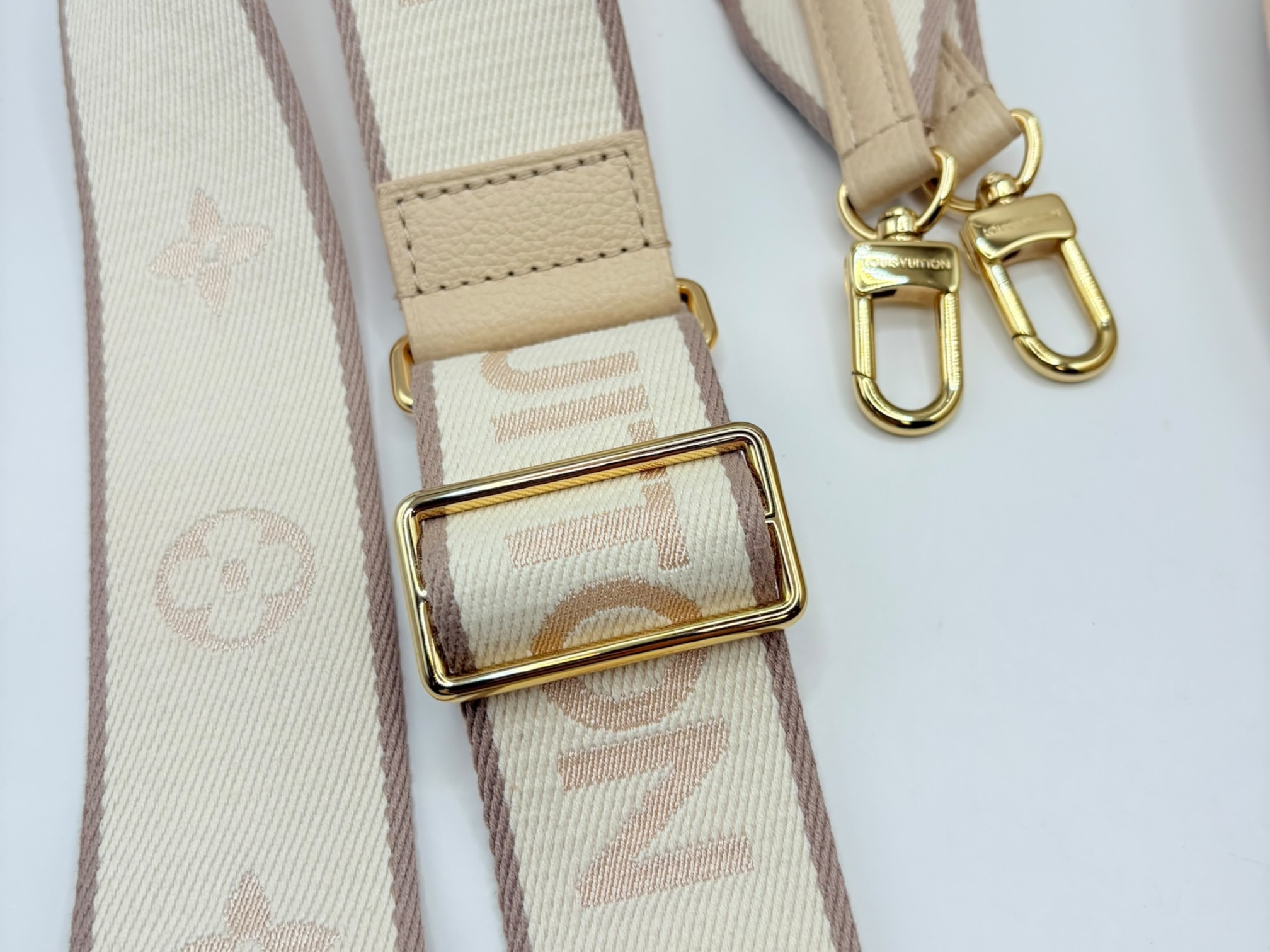 Monogram Empreinte Diane M46388 Beige Shoulder Bag (RFID detected) — view 11