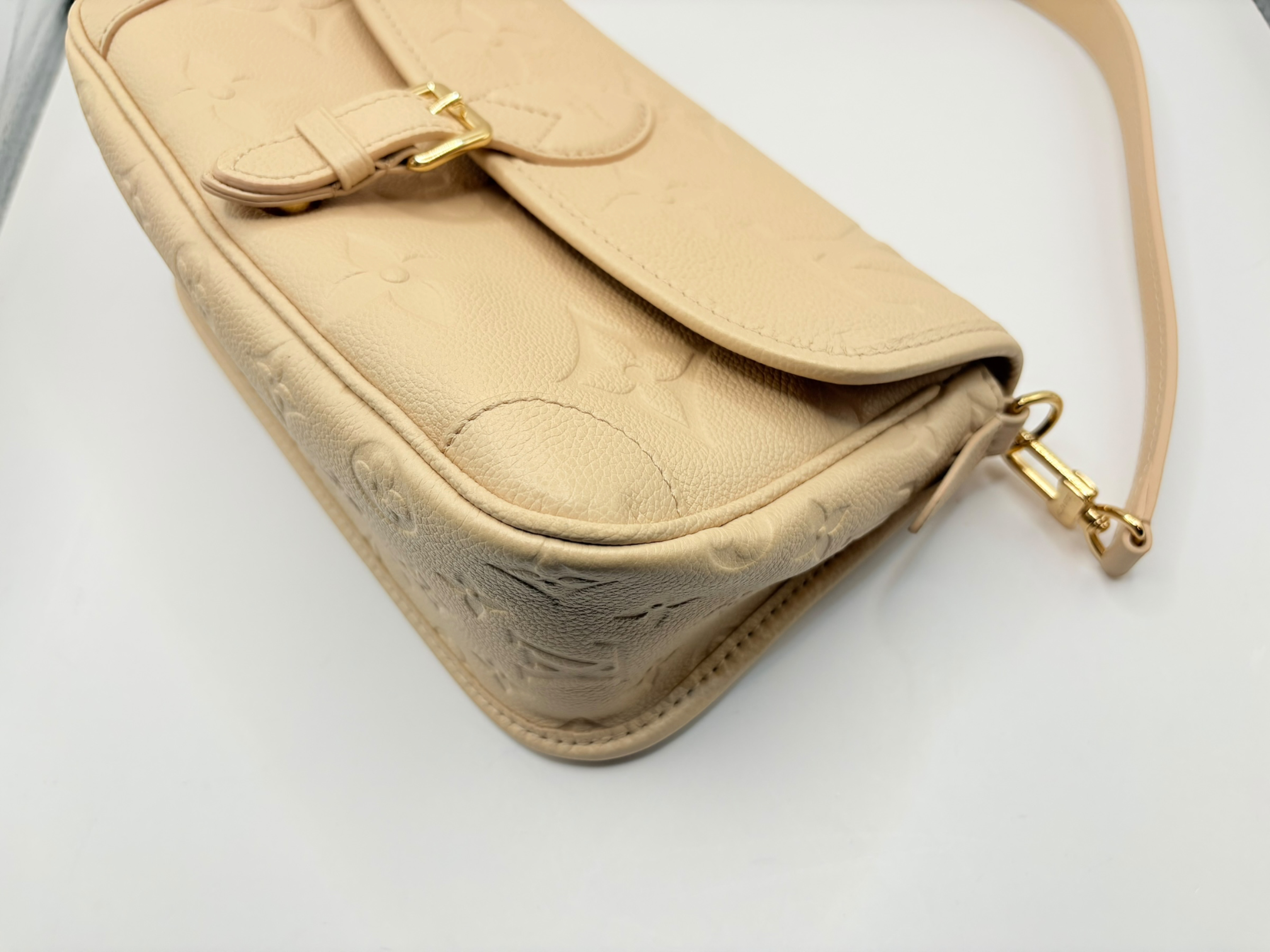 Monogram Empreinte Diane M46388 Beige Shoulder Bag (RFID detected) — view 3
