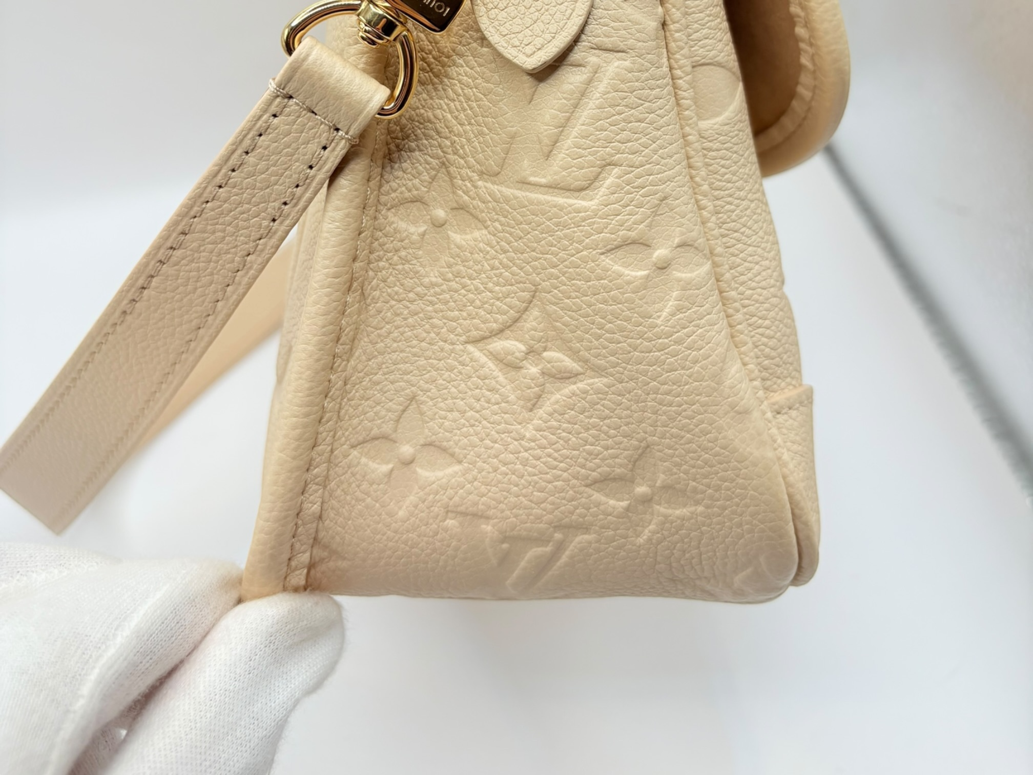 Monogram Empreinte Diane M46388 Beige Shoulder Bag (RFID detected) — view 5