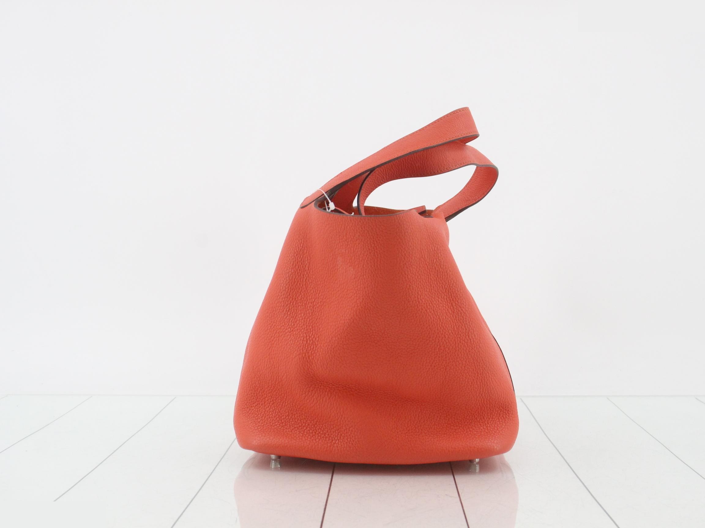 Picotin Lock MM Leather Handbag, D Stamp — view 4