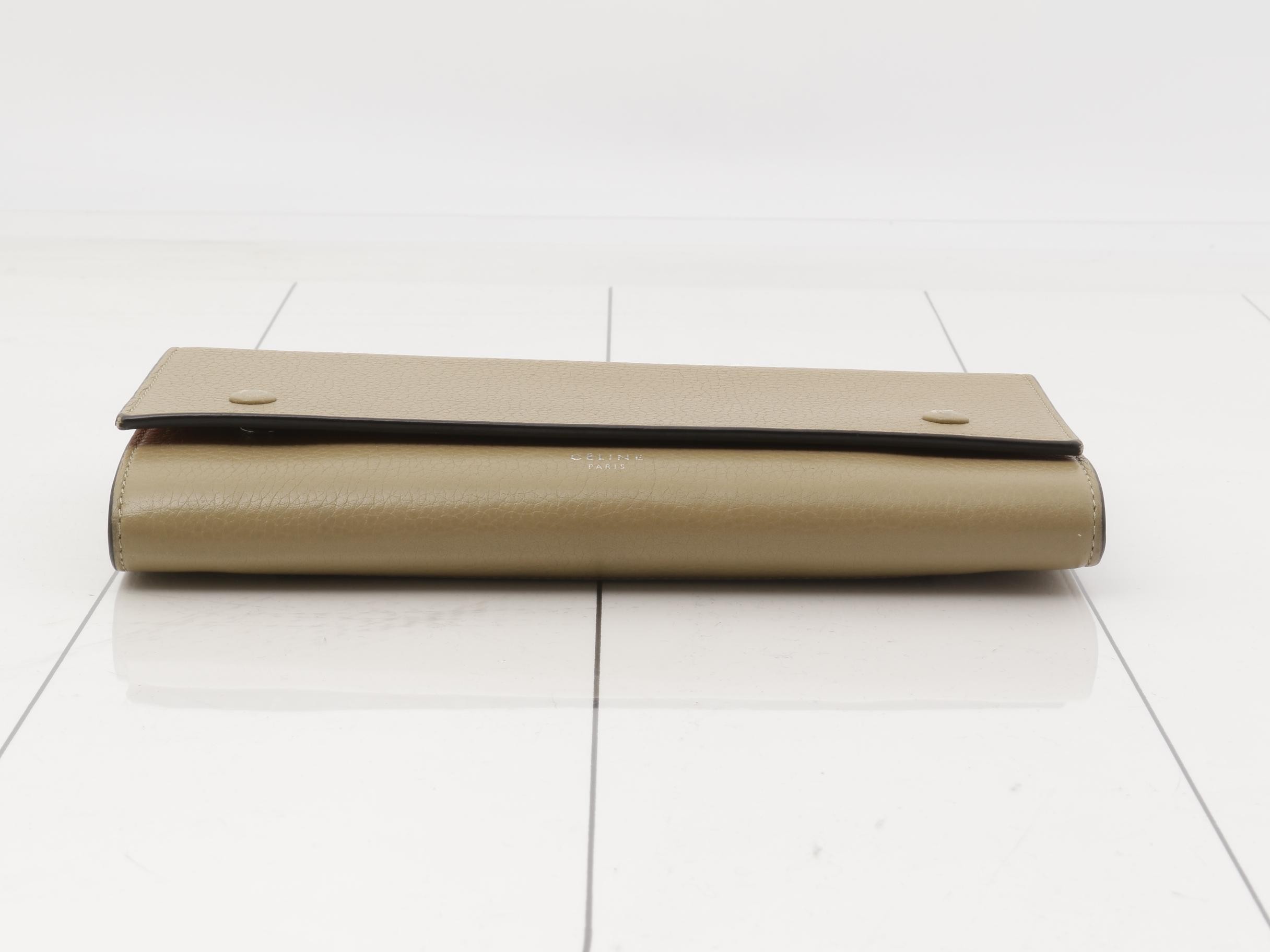 Large flap long wallet — view 3