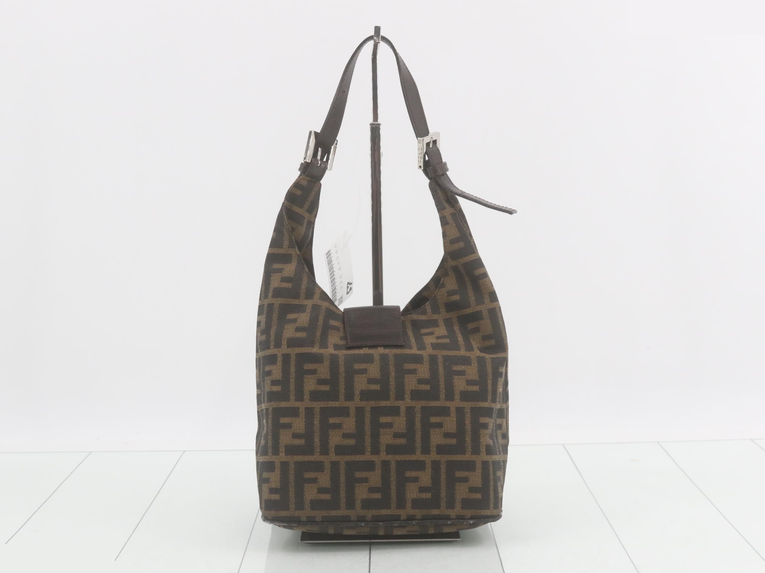 ZUCCA Mamma Bucket Canvas One-Shoulder Bag — view 2