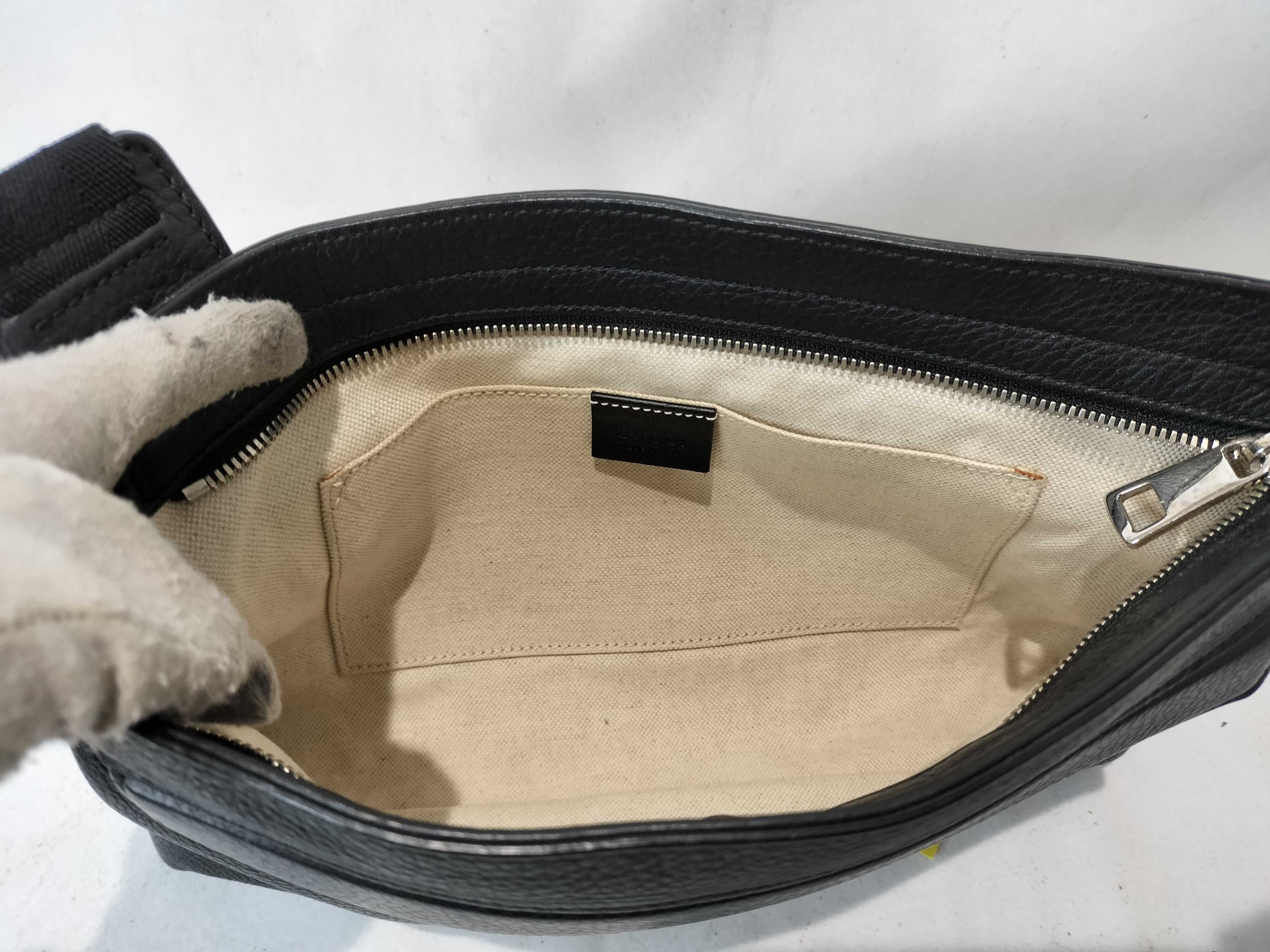 Interlocking G Embroidered Crossbody Bag 322827 Shoulder Bag — view 10