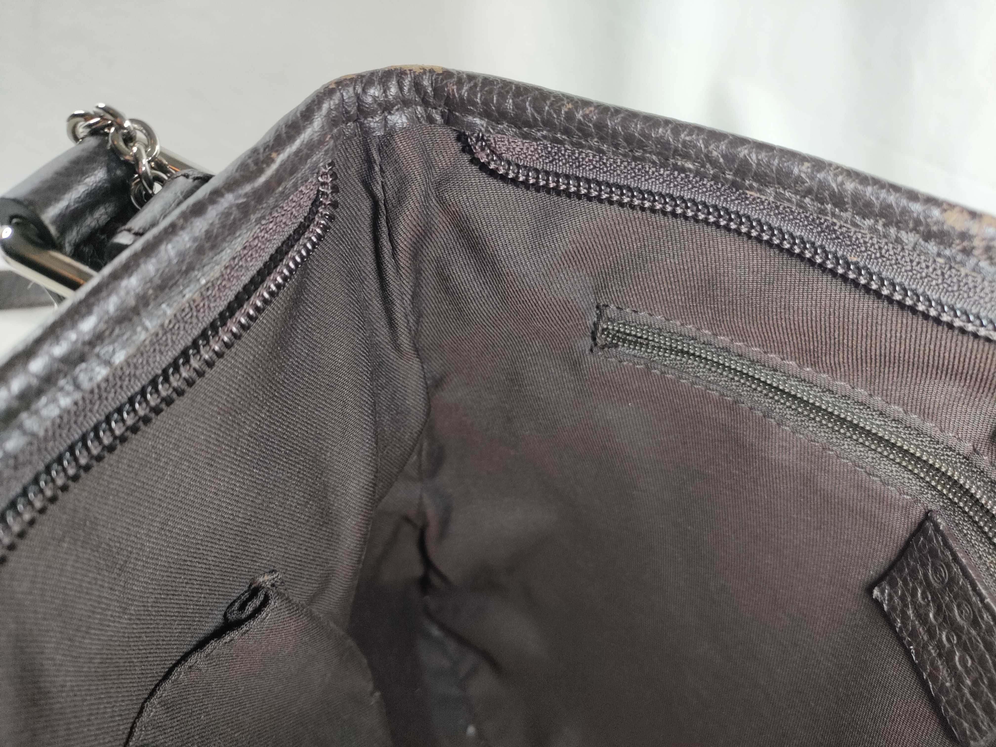 GG Canvas Shoulder Bag 268620 — view 11