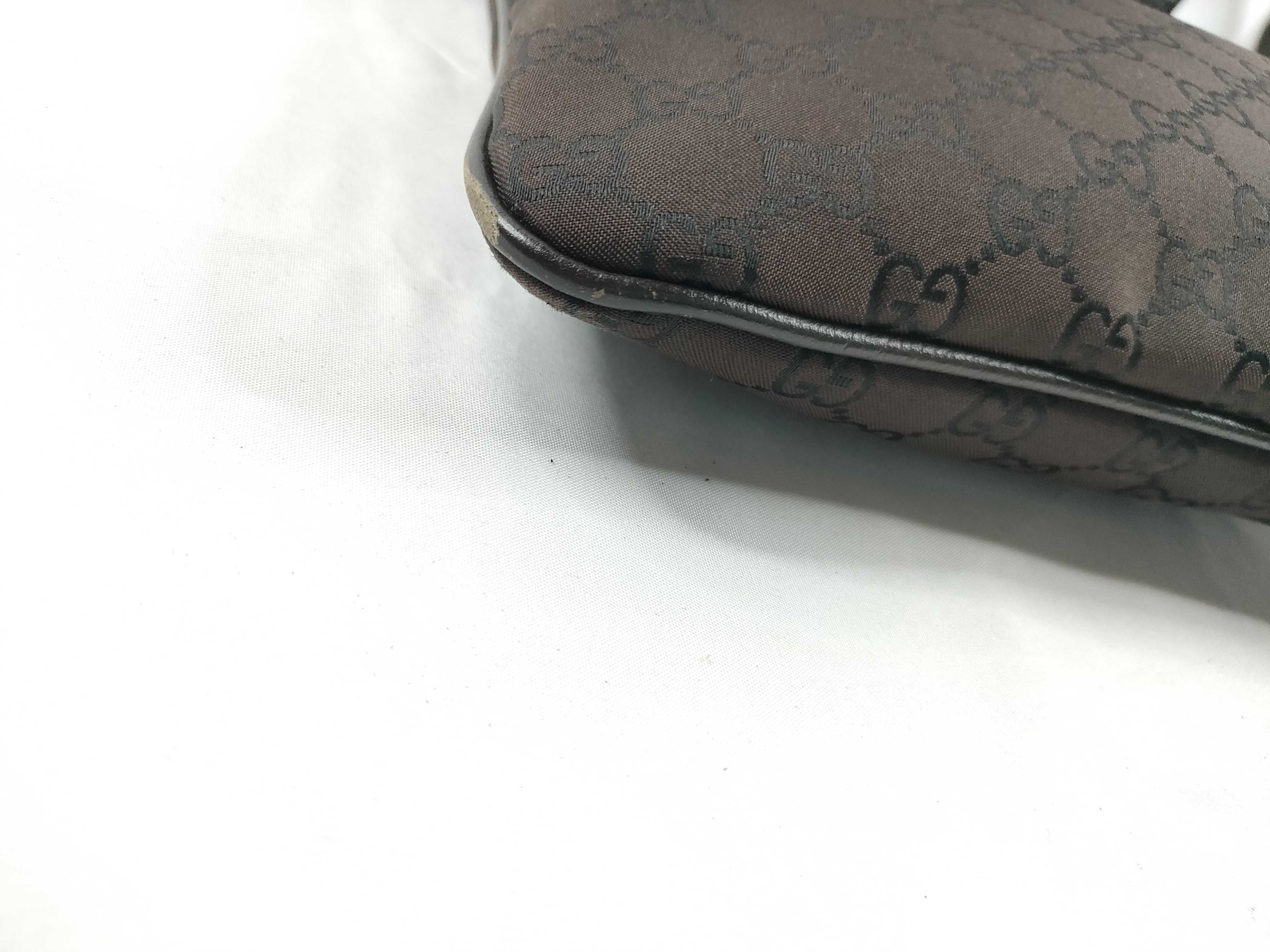 GG Canvas Shoulder Bag 268620 — view 3