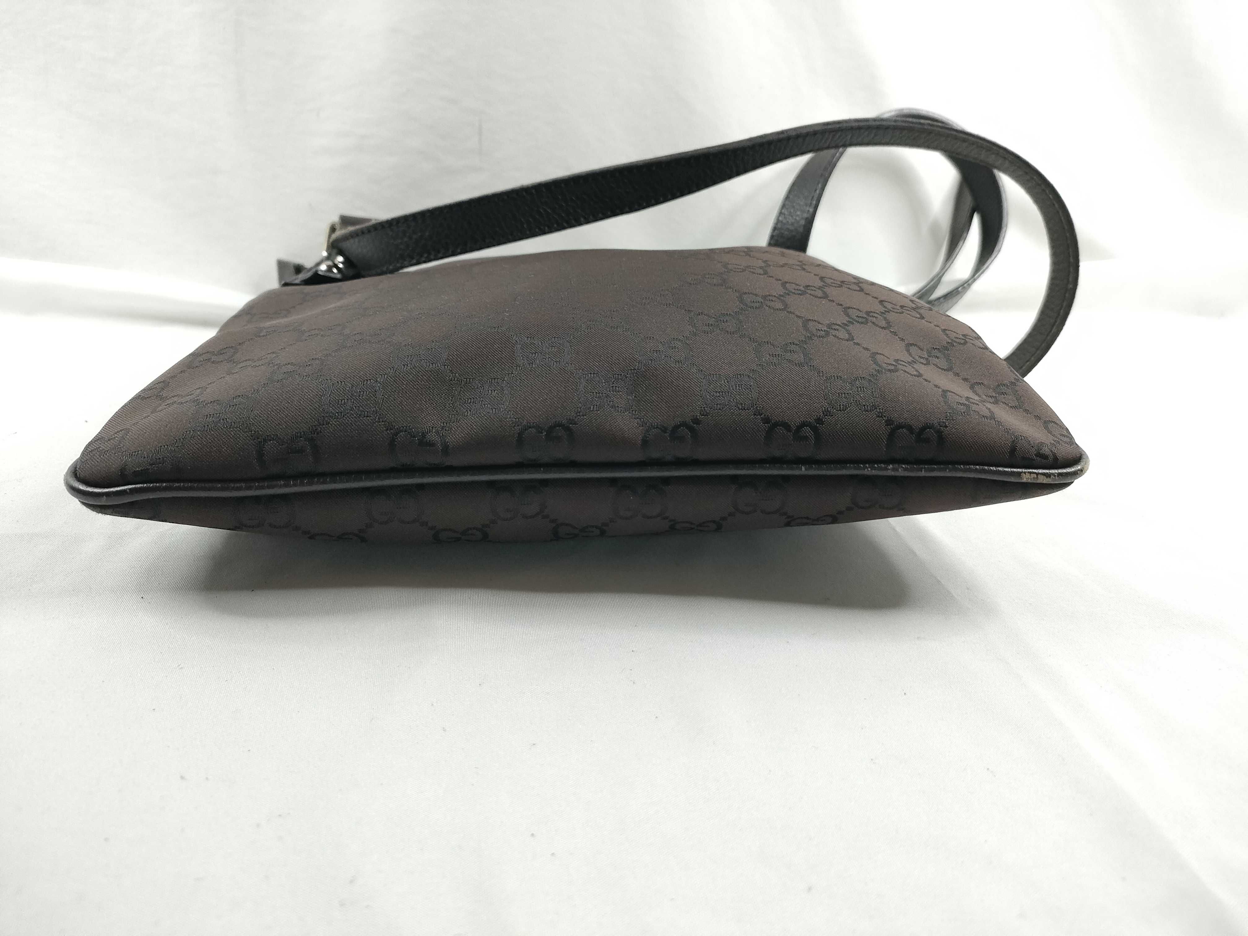 GG Canvas Shoulder Bag 268620 — view 4