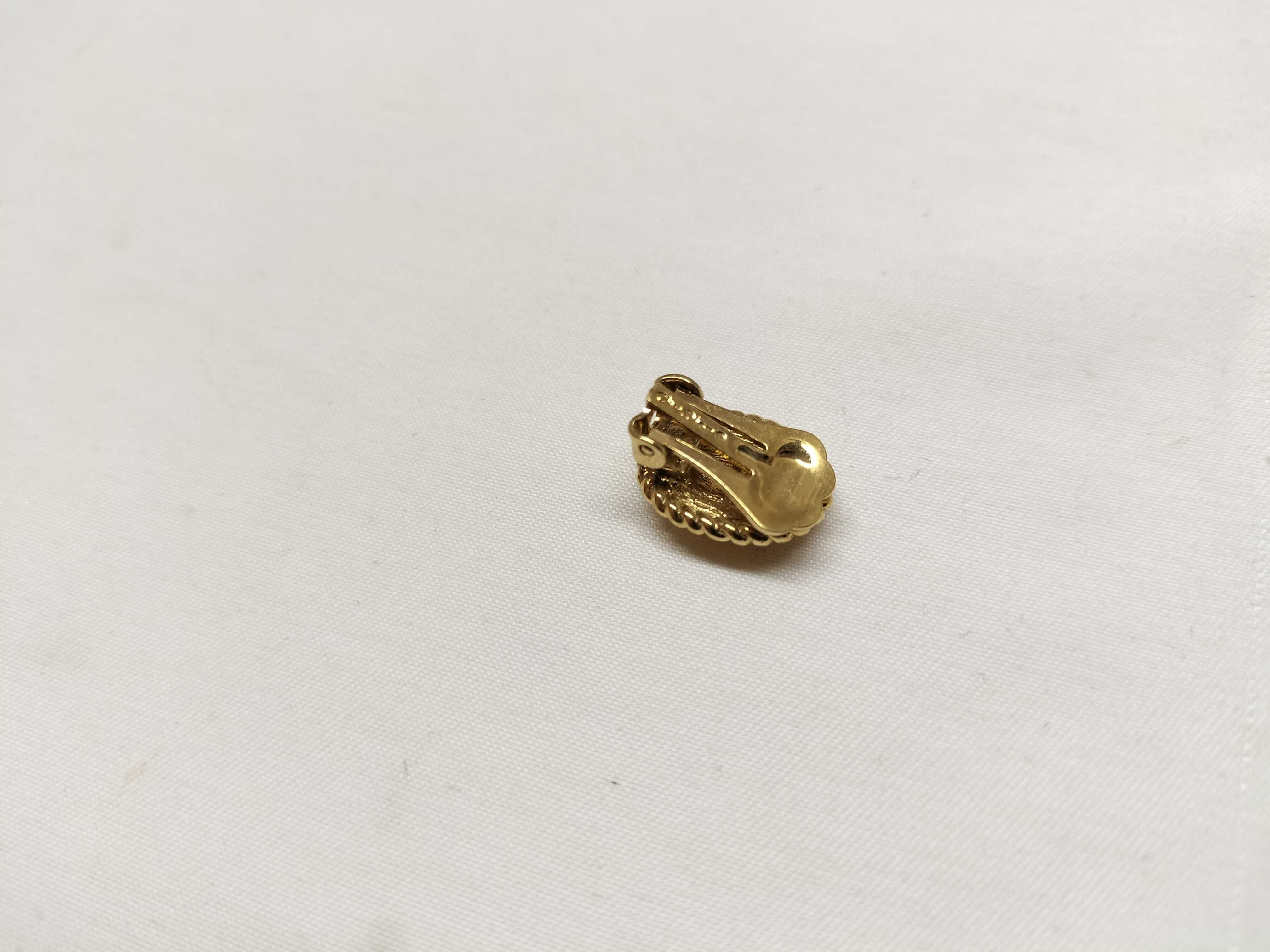 earrings — view 4